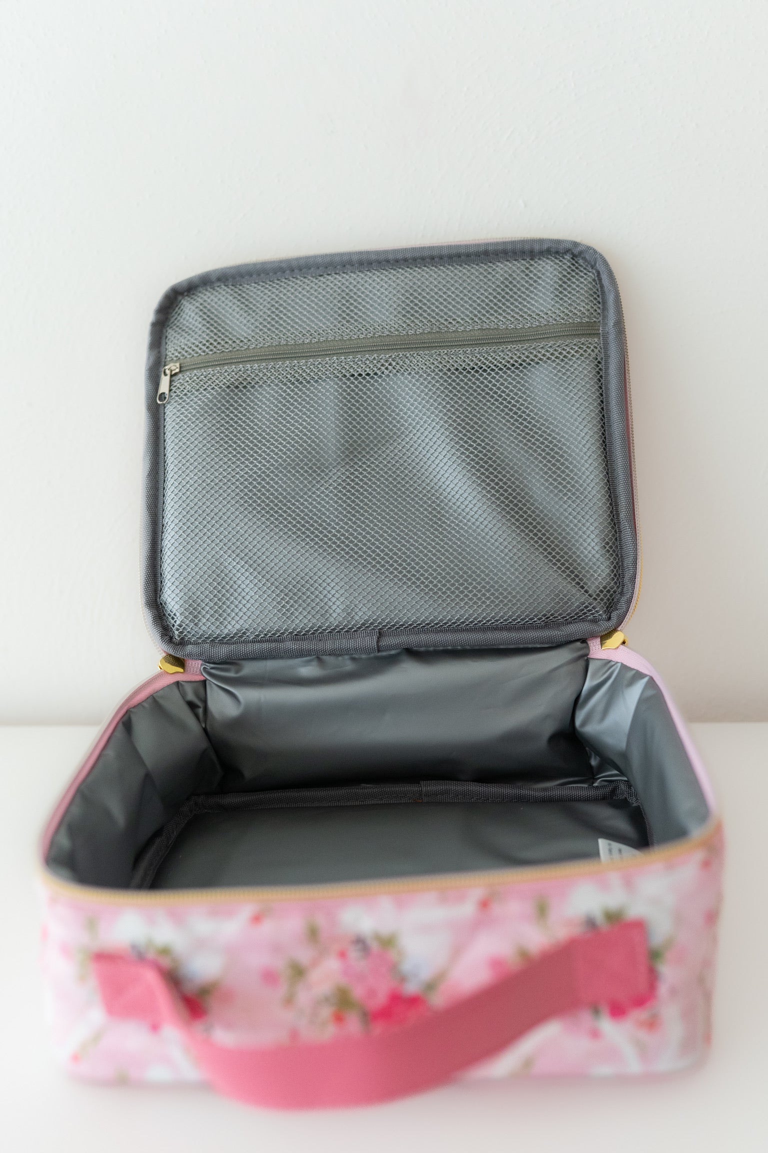 *preorder* Quilted Lunchbox ~ Floral Finery