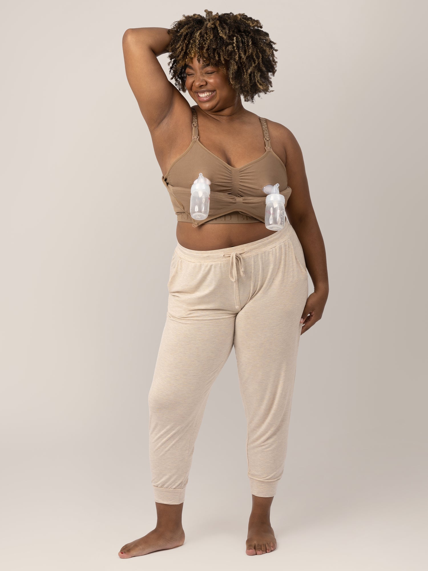 Sublime® Hands-free Pumping & Nursing Bra | Latte