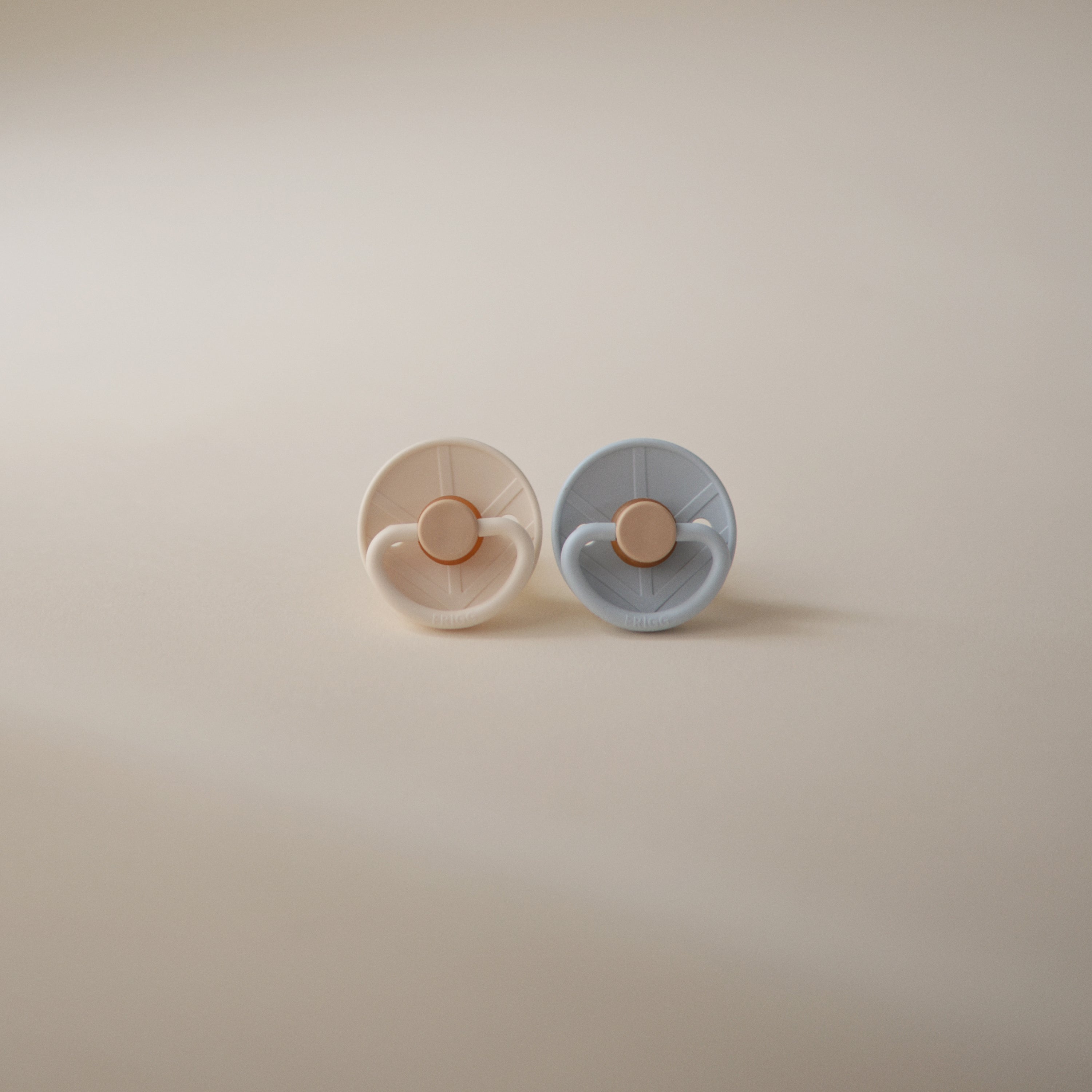 Frigg Little Viking Natural Rubber Pacifier 2-pack