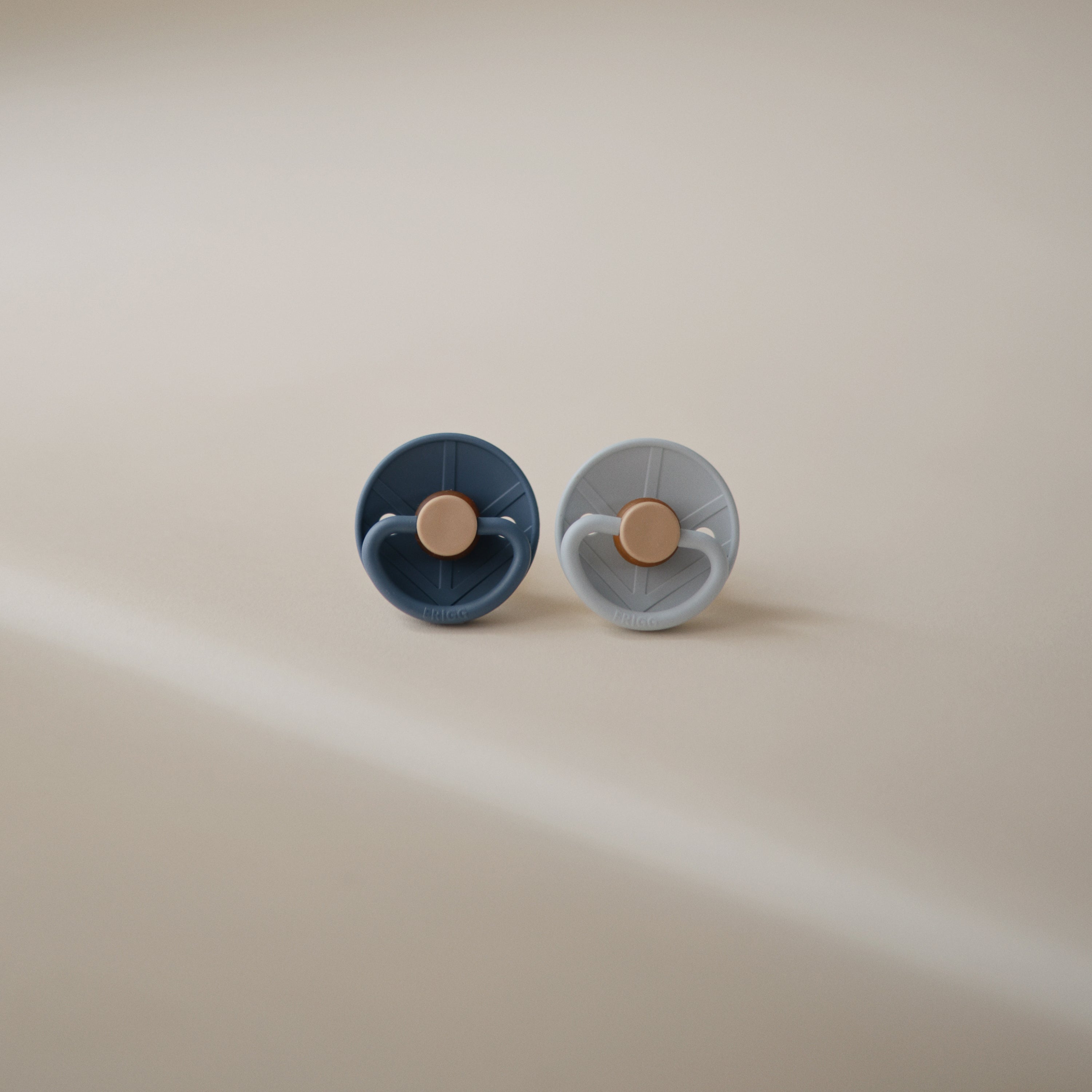 Frigg Little Viking Natural Rubber Pacifier 2-pack