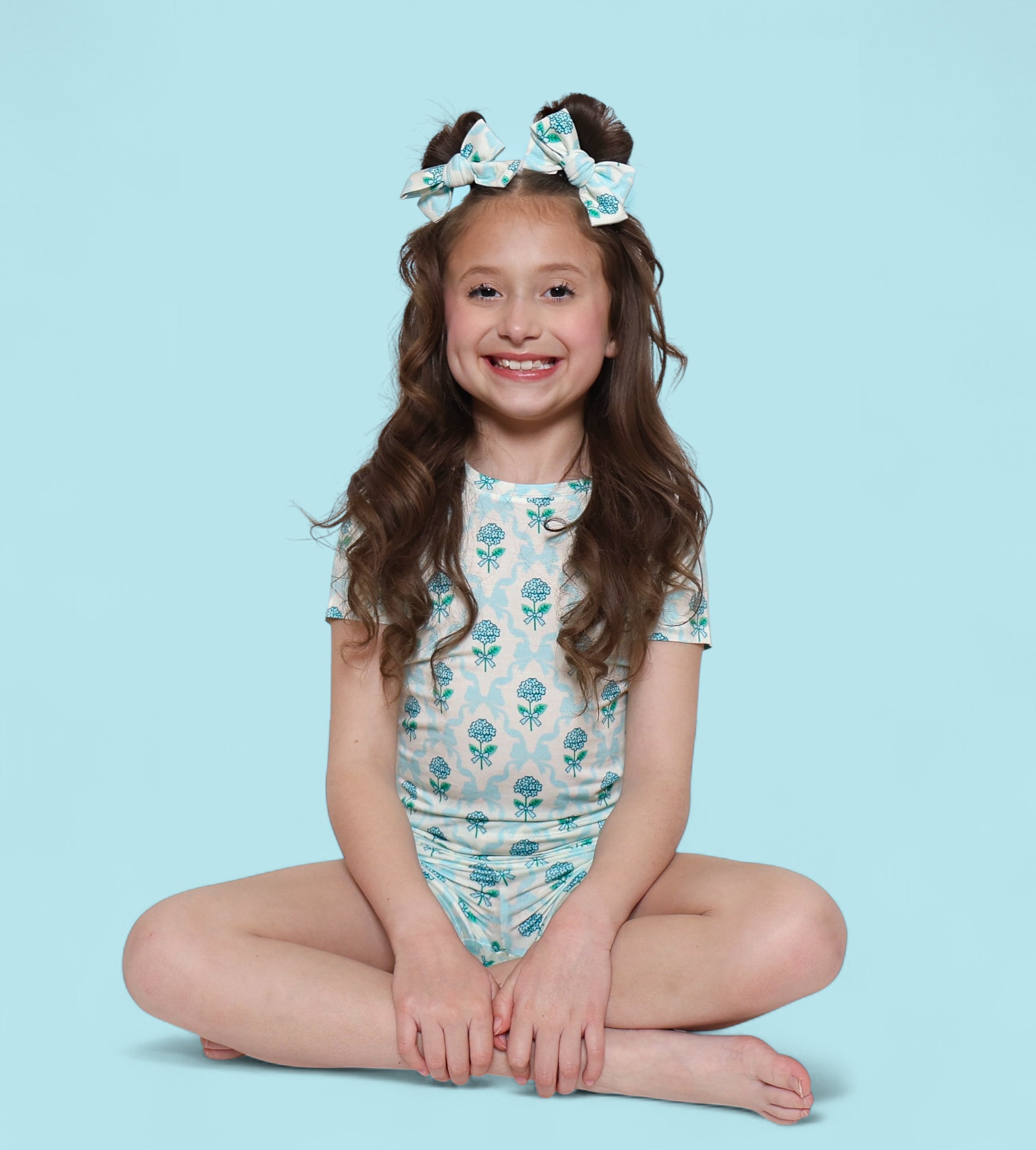 Blue Ribbon Blooms Dream Short Set