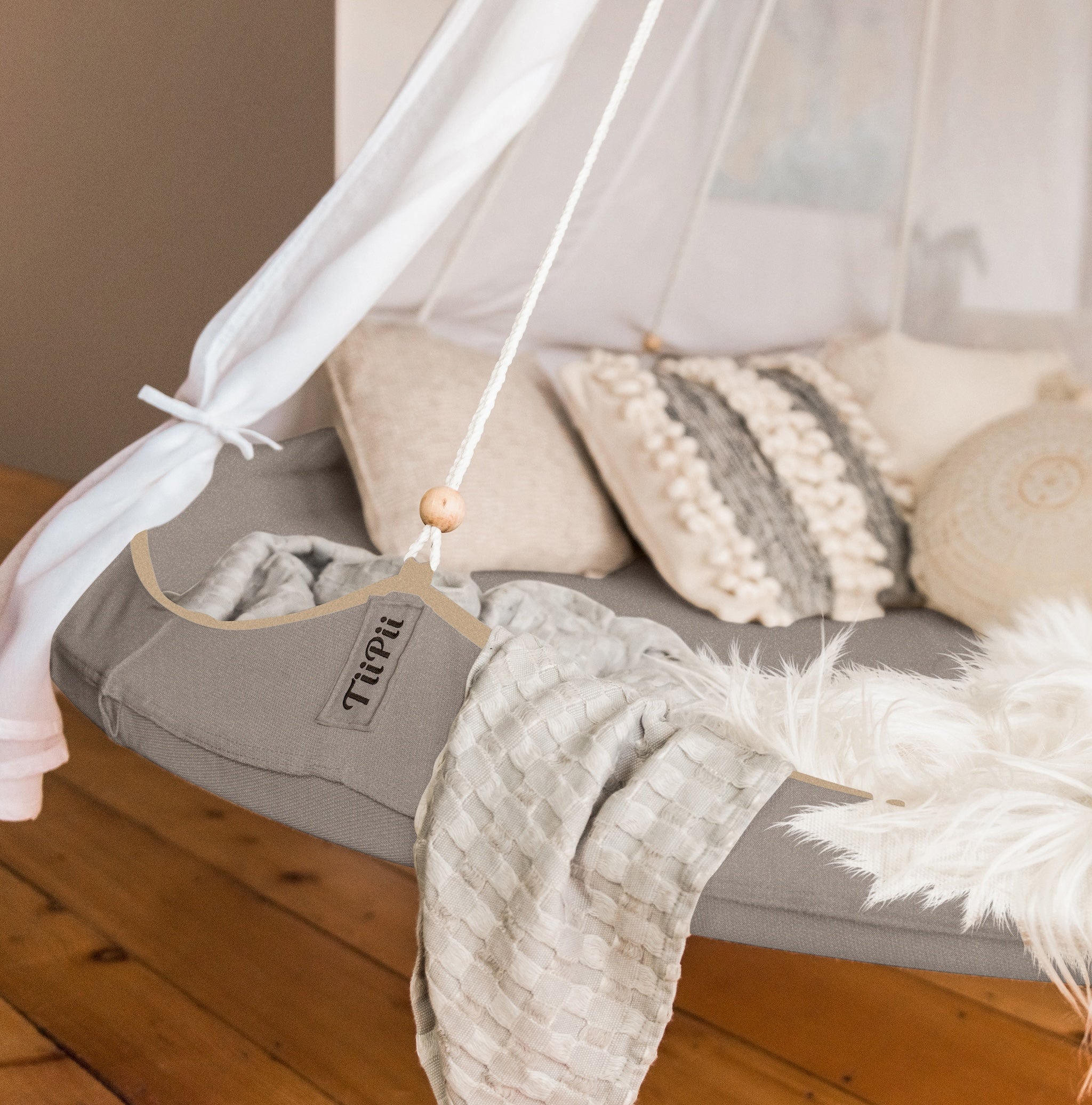 Outdoor Sunbrella® Daybed (large) - Seagull