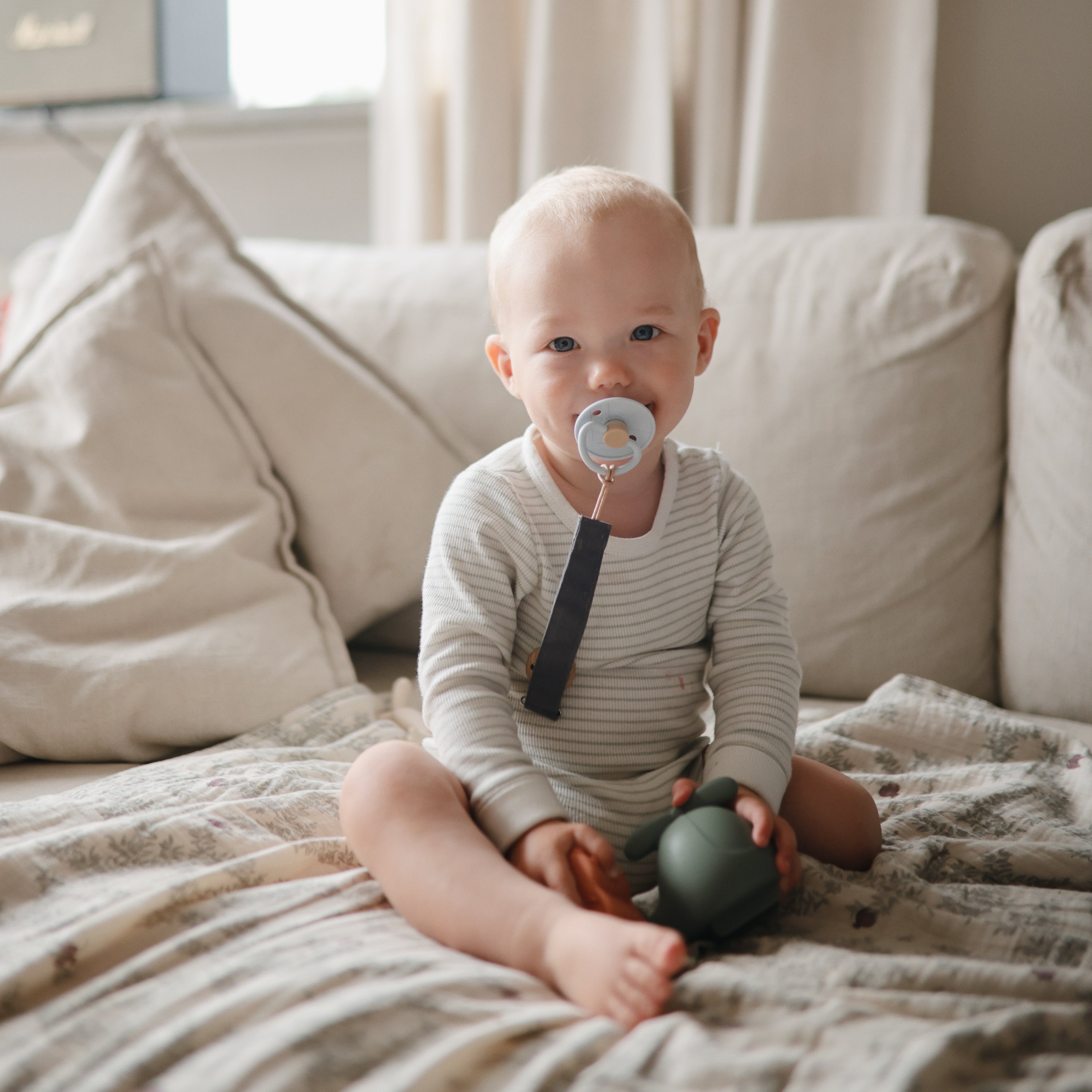 Frigg Little Viking Natural Rubber Pacifier 2-pack