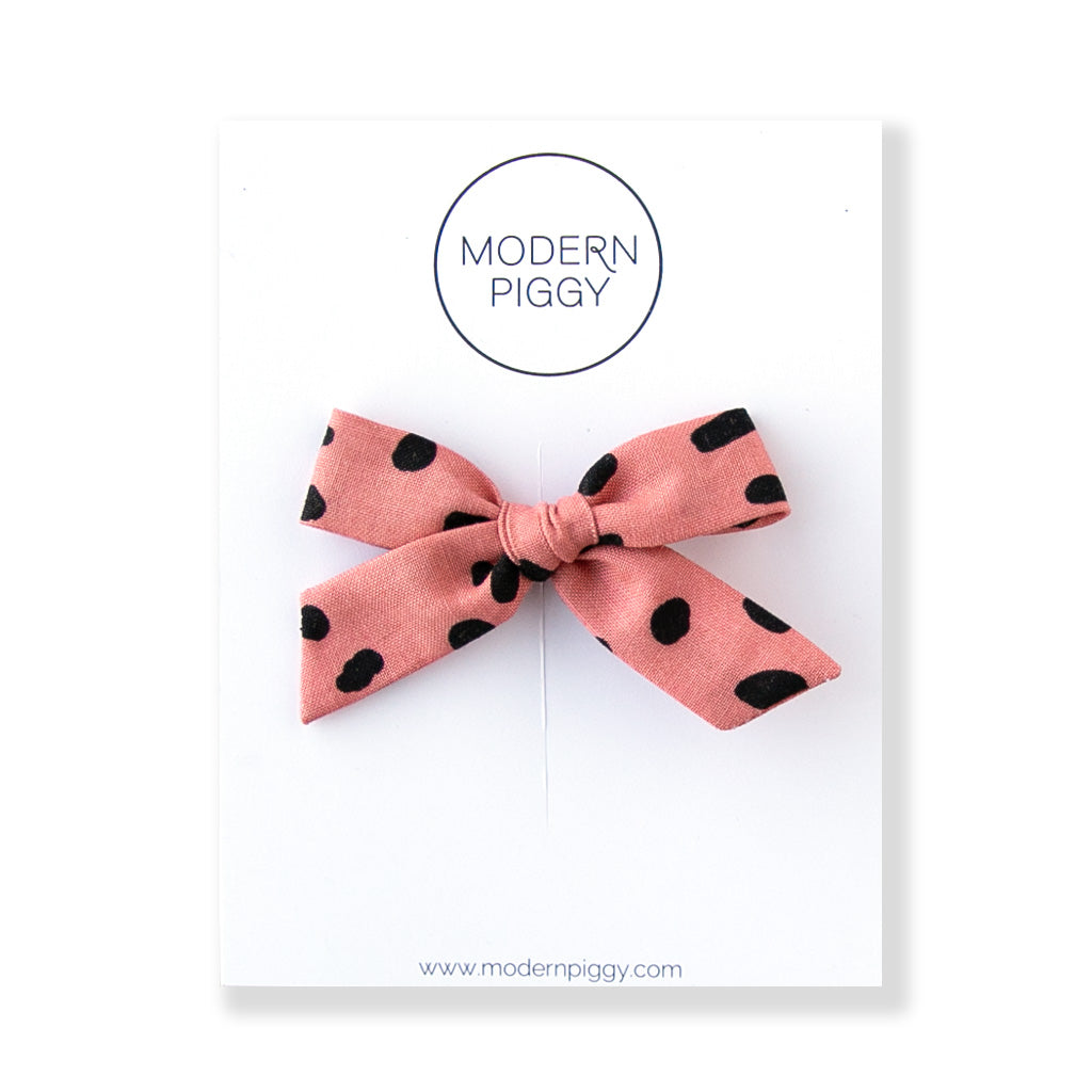 Spotted | Hand-tied Bow