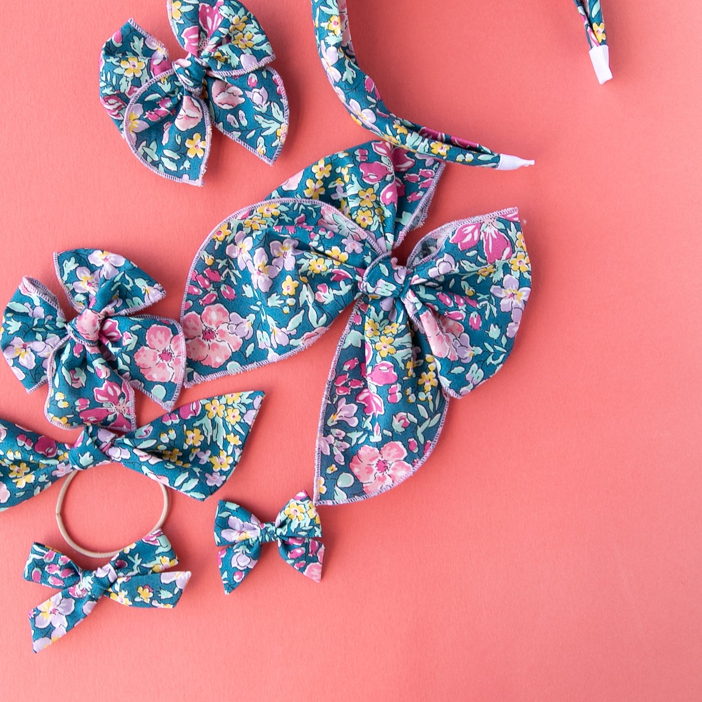 Greenhouse | Mini Piggy Bow