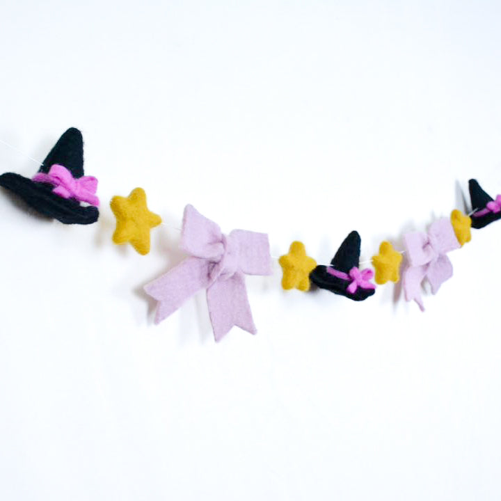 Witch Hat, Stars, And Bows Felt Garland
