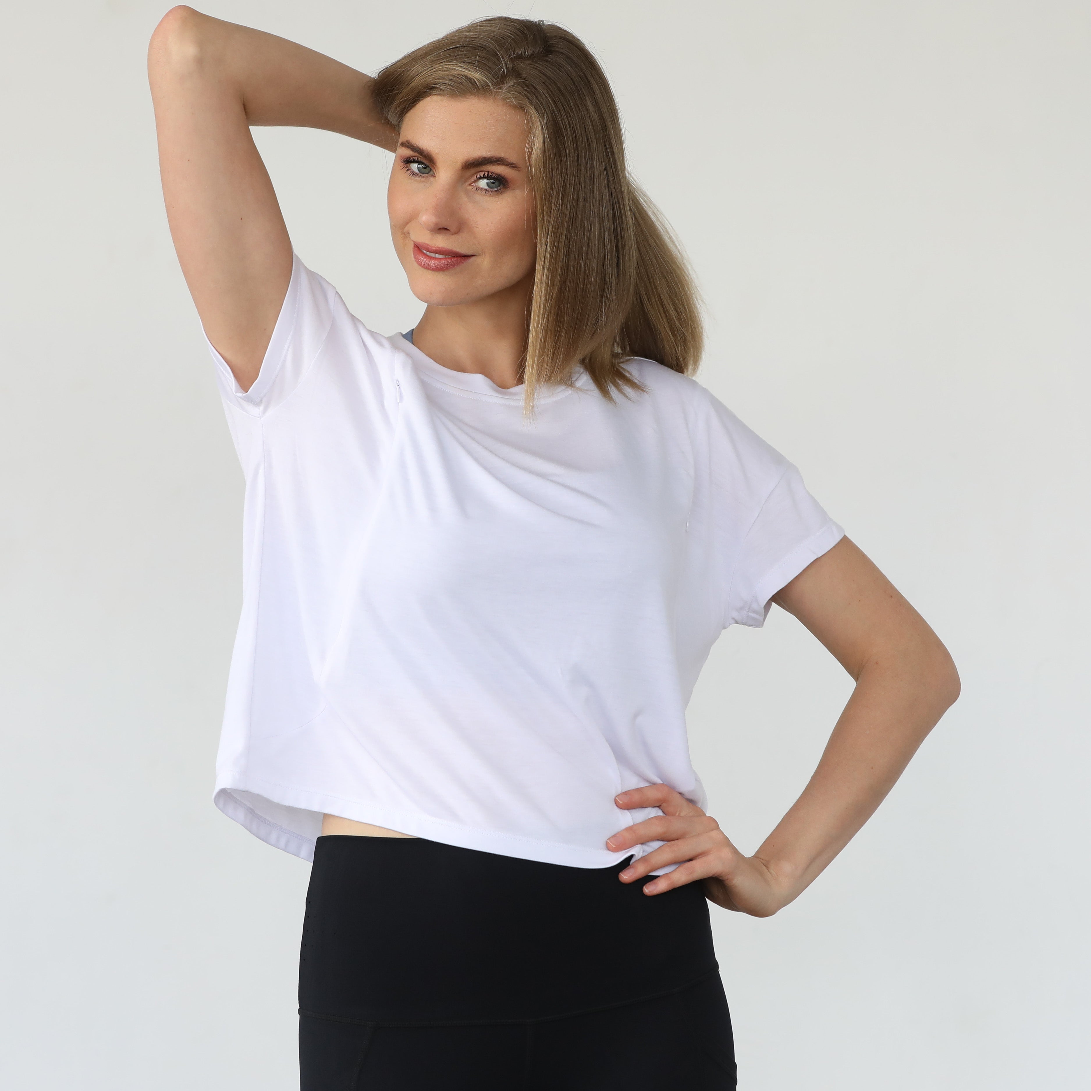 Abigail Short Sleeve Nursing T-shirt (blanc)