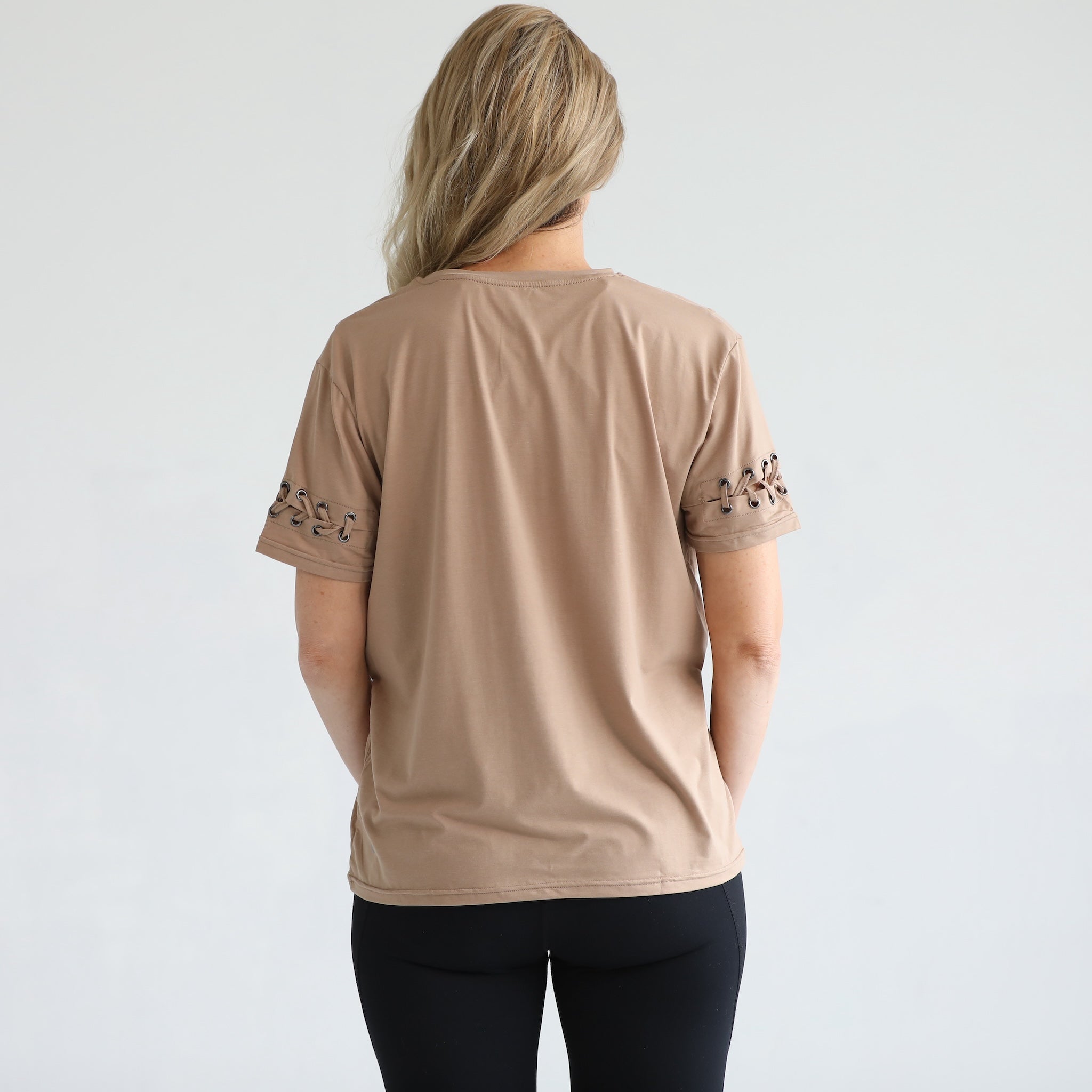 Casual Nursing T-shirt (taupe)