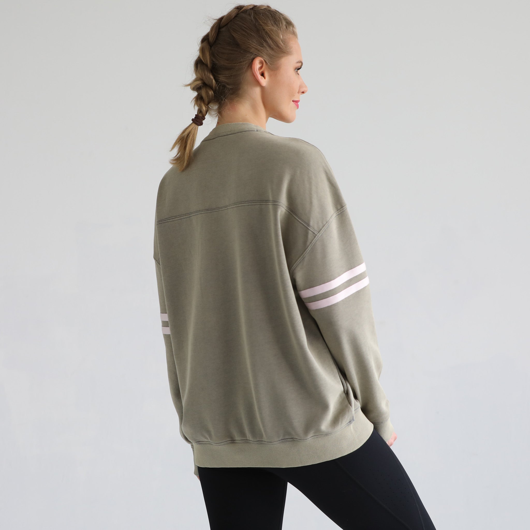 Celine Slouchy Nursing Pullover (olive Grove)