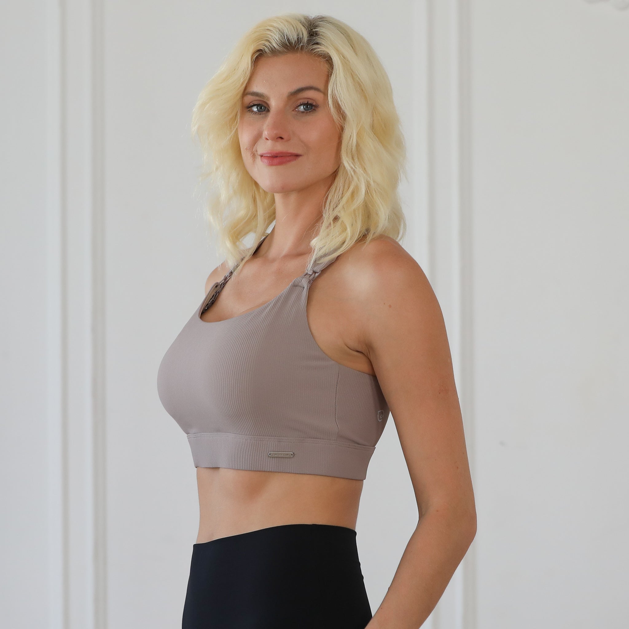 Venice 3 Ultimate Support Full Coverage Nursing & Pumping Sports Bra (ribbed Chai)