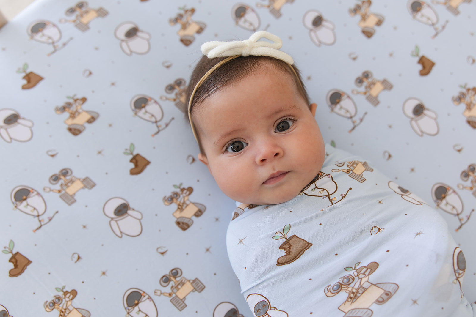 Trash Planet - Lightweight Blanket