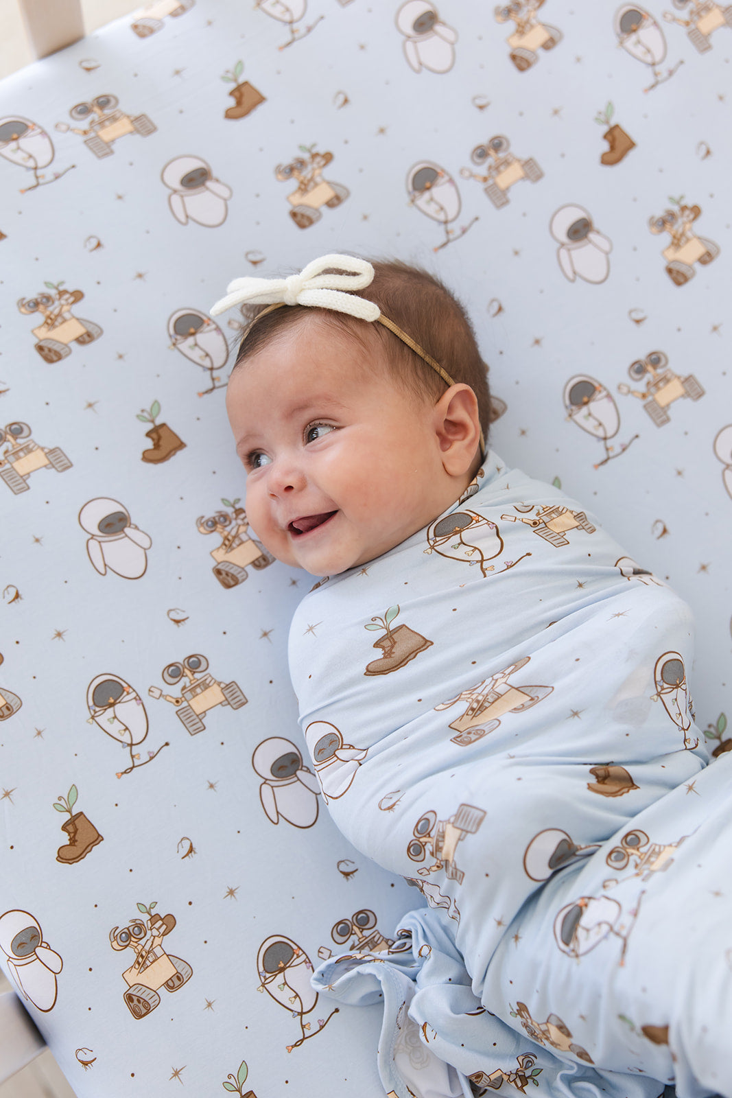 Trash Planet - Lightweight Blanket