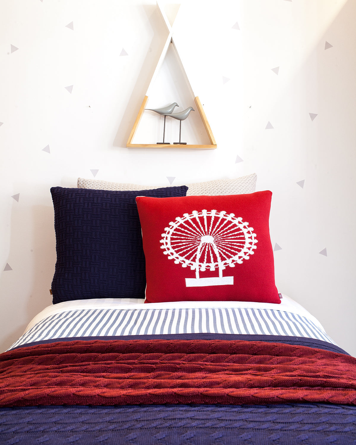 Cushion London Eye
