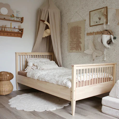 Gabrielle Round Washable Cotton Children's Bedroom Rug With ‘petals’ Finish