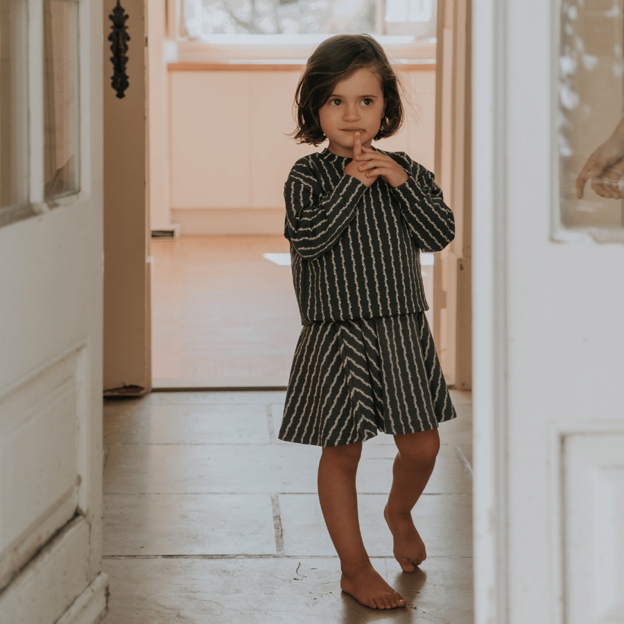 The Printed Skirt - Linear Stem