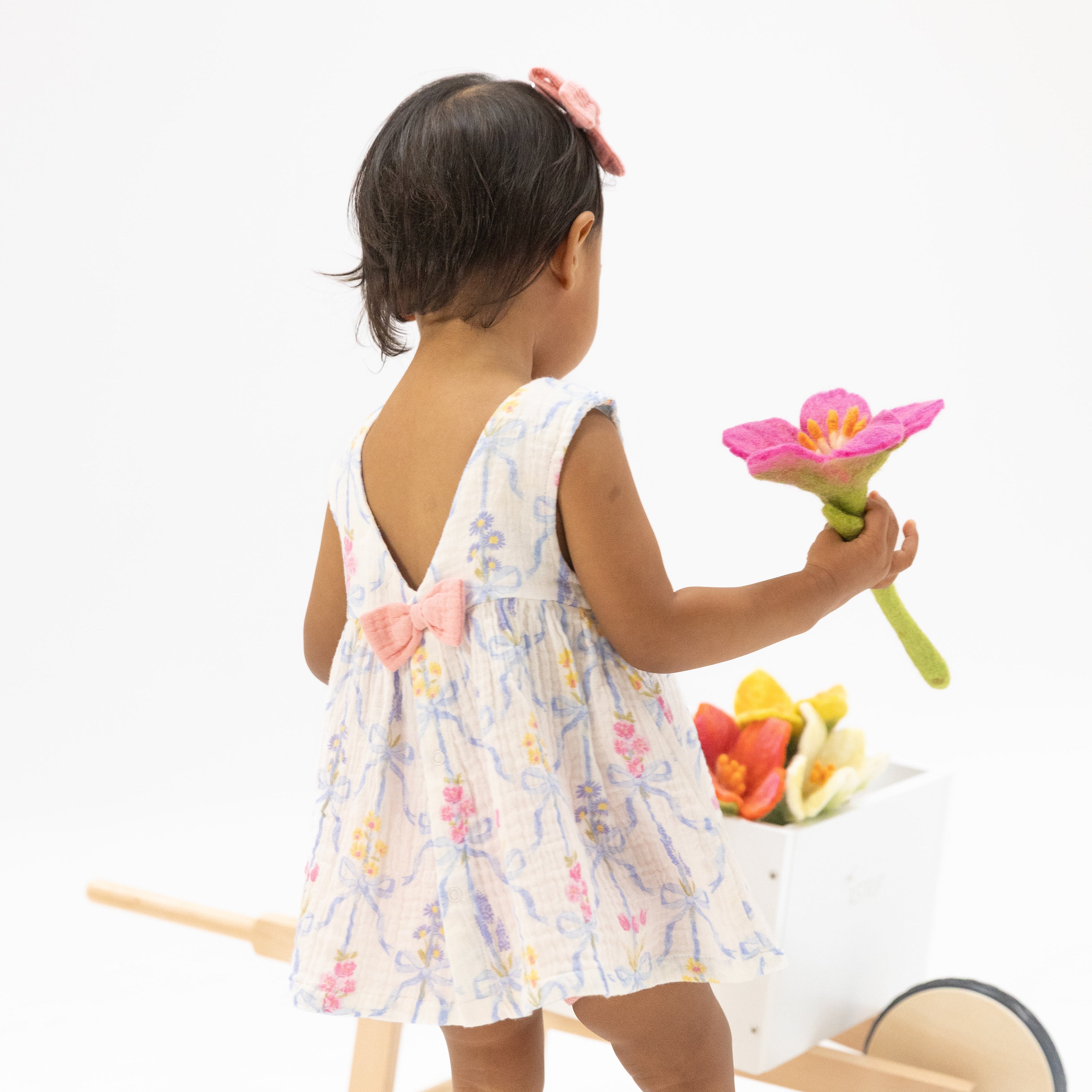 Ribbon Bouquets - Infant Dress With Bow And Bloomer