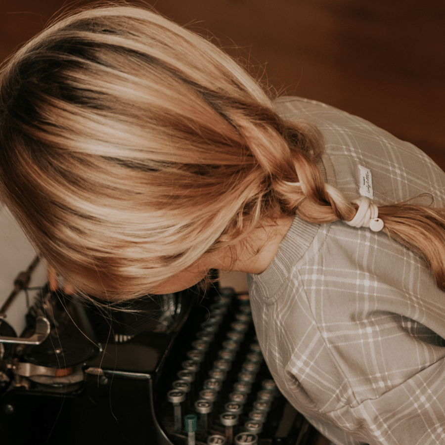 The Printed Sweatshirt - Taupe Check