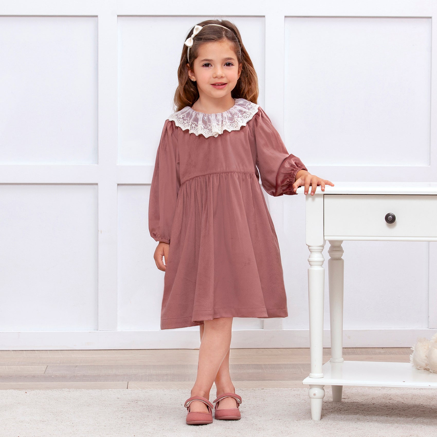 Mauve Velvet Girl's Dress – Lace Collar Special Occasion