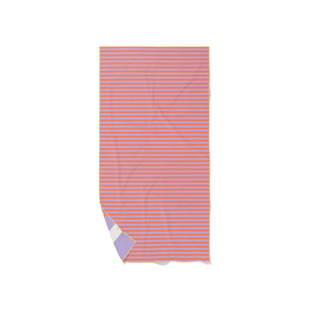 Play Towel On The Road