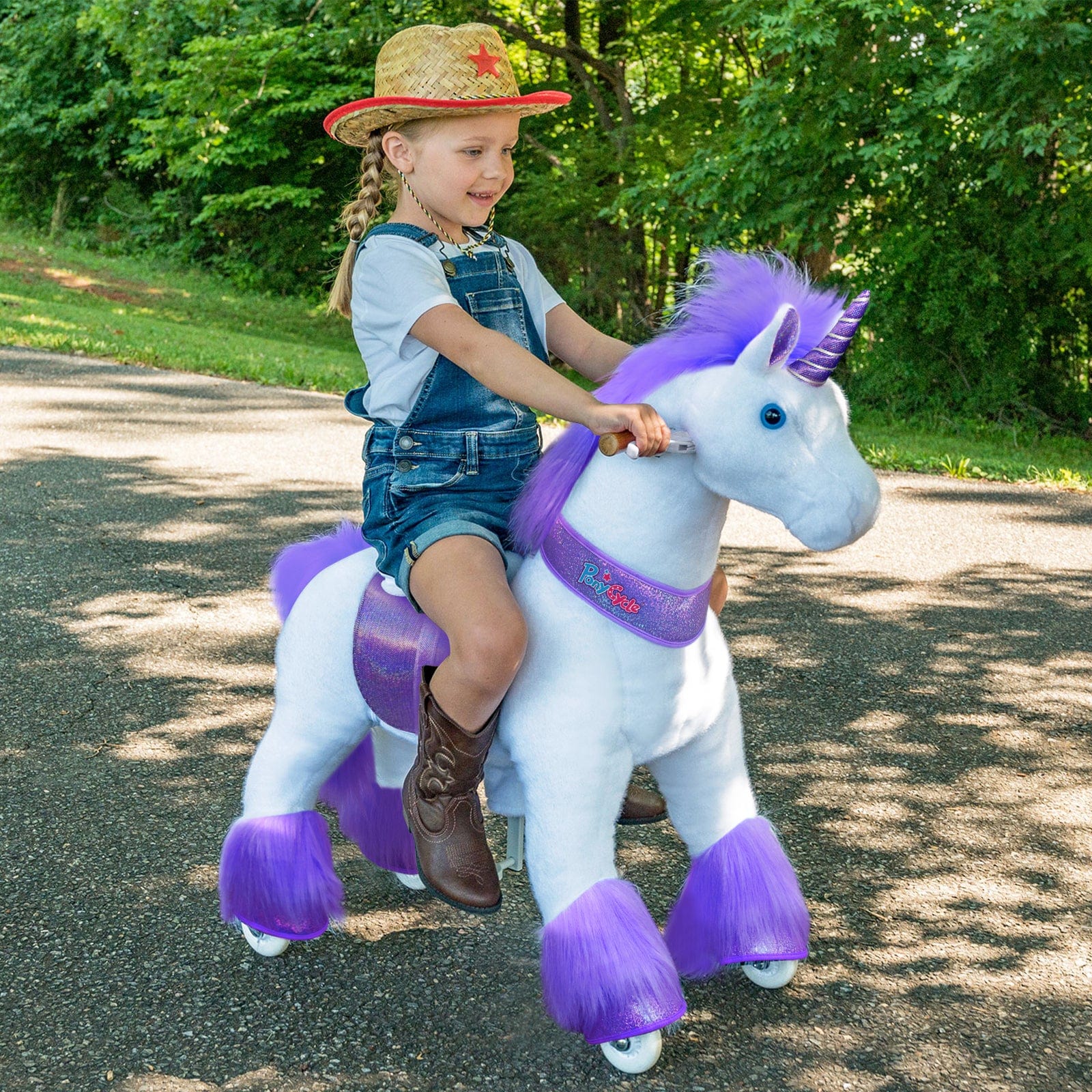 Model U Ride-on Unicorn Age 3-5 Purple