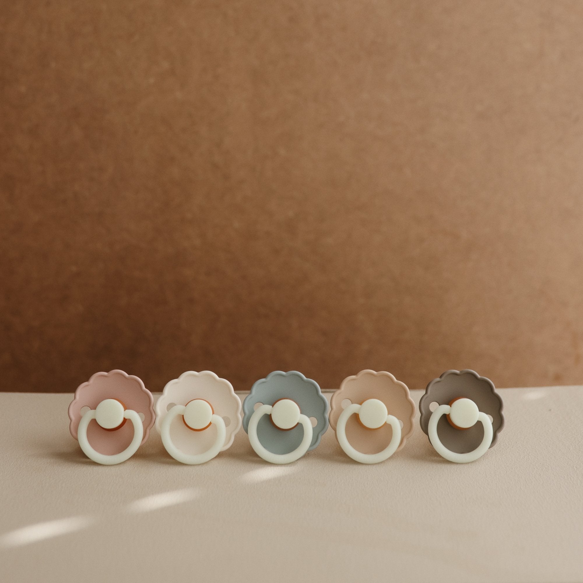 Frigg Daisy Night Natural Rubber Pacifier 2-pack
