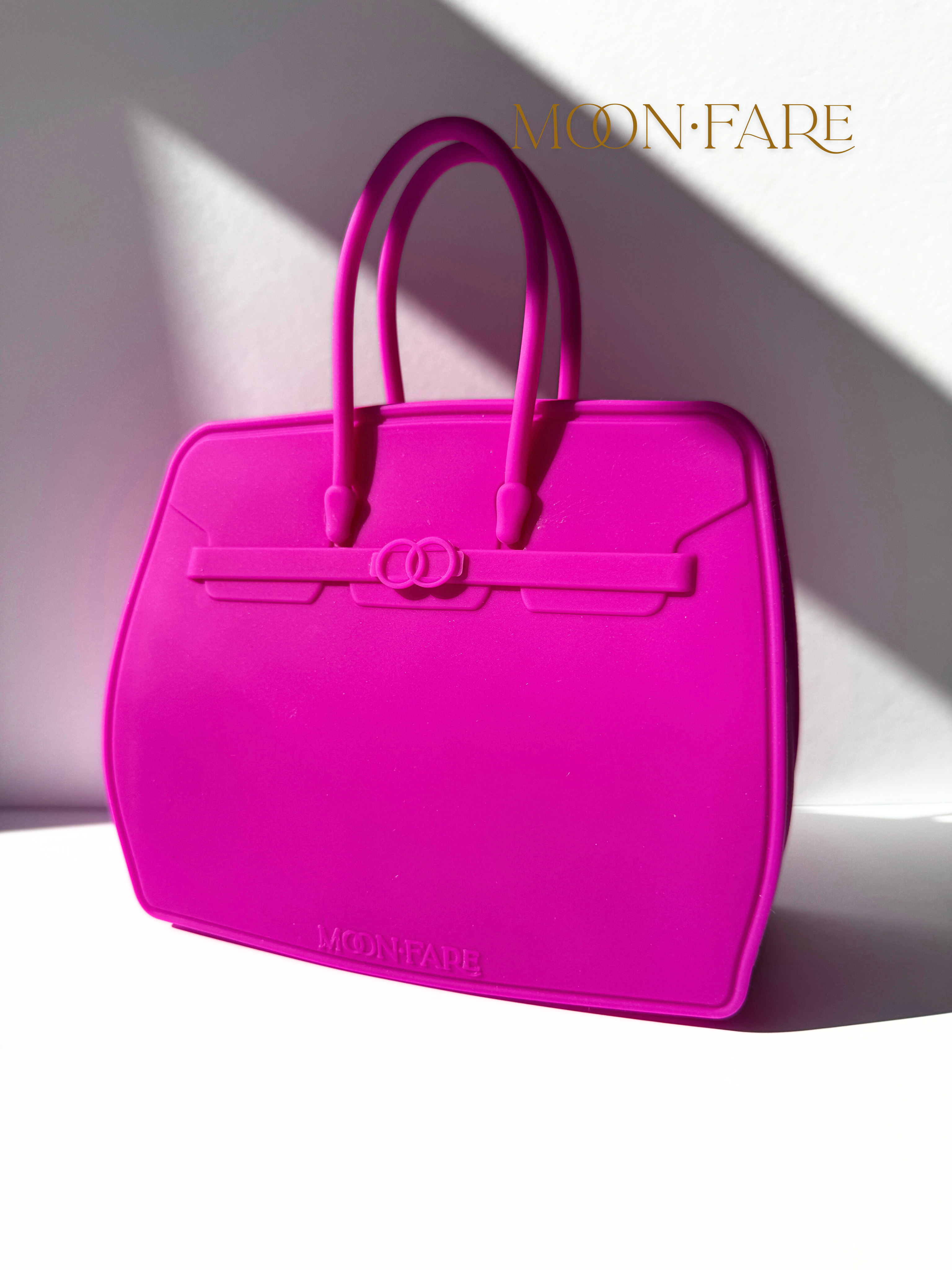 Snack Tote: French-inspired Luxury Holder For Chic Kids