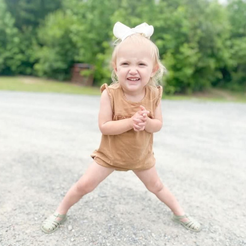 Toddler Jelly Sandals in Khaki - Kansas City Shuffle