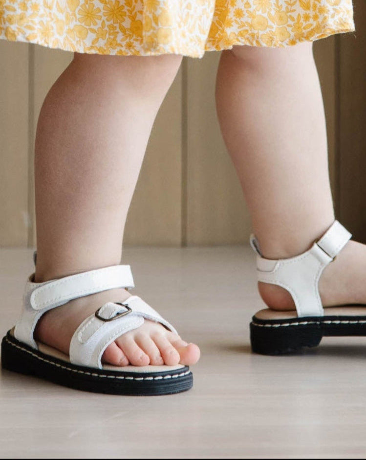 Snow - Lug Sole Sandal