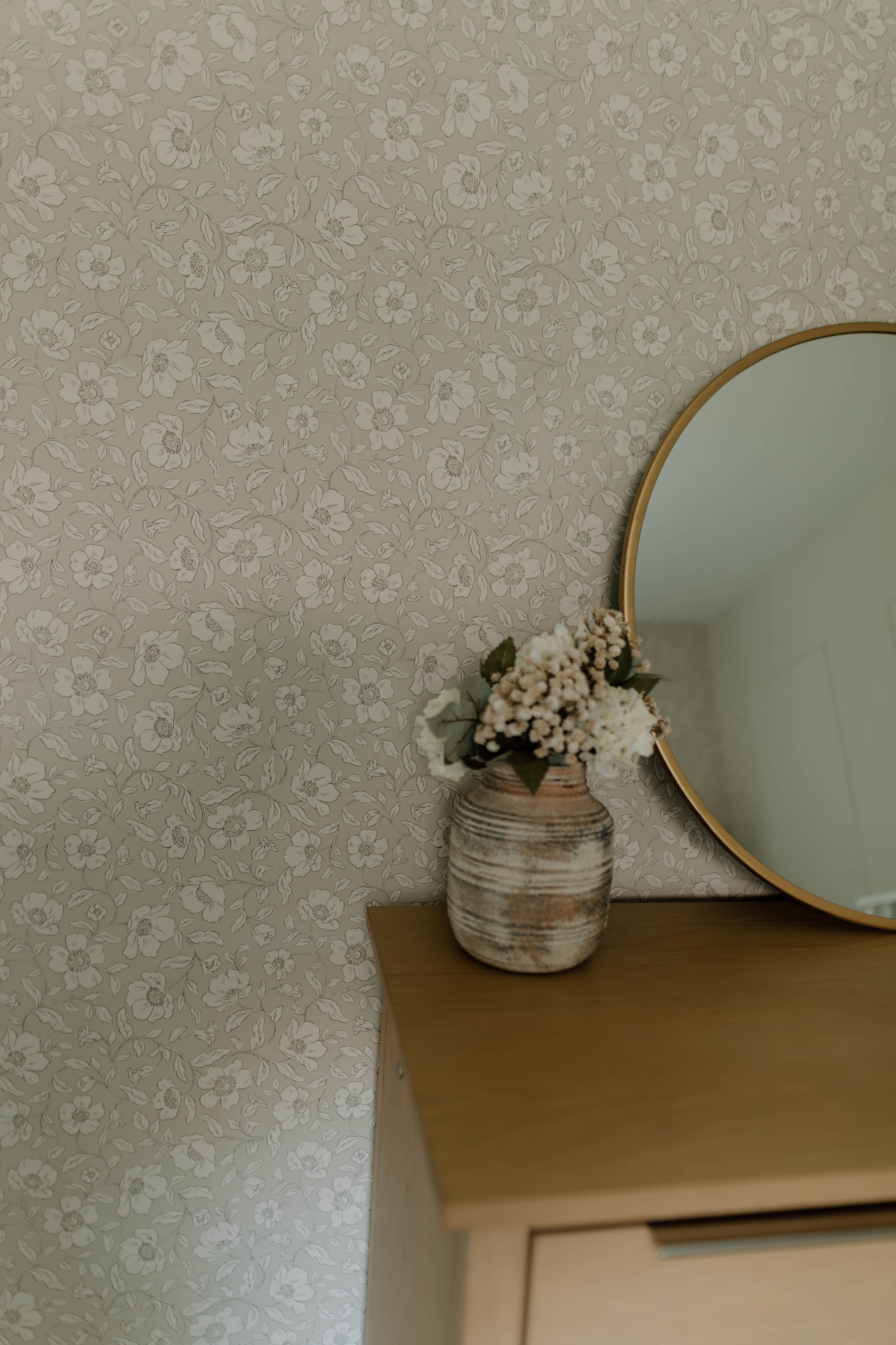 Margaret Wallpaper By Daphne And Sage