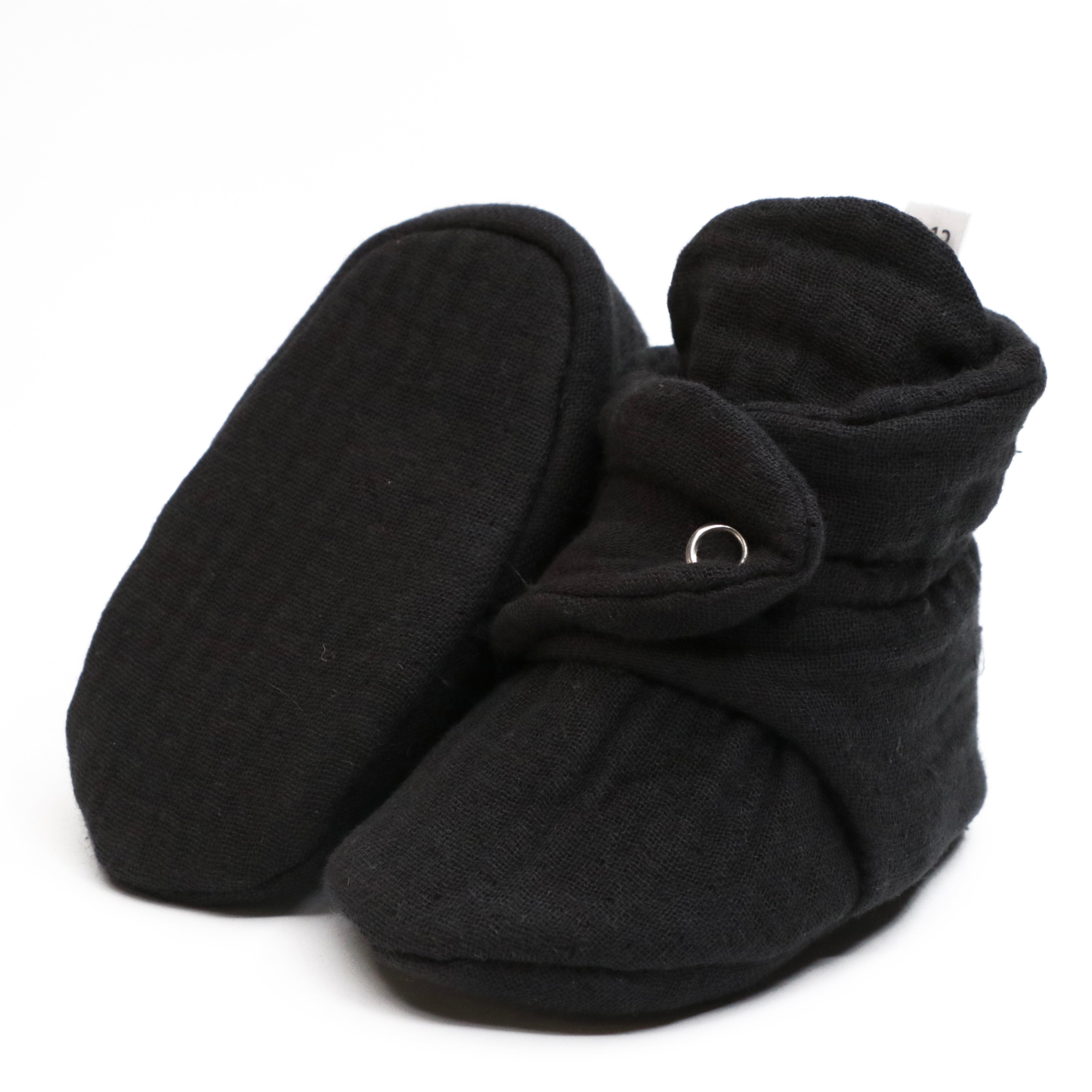 Muslin Stay On Baby Booties Black