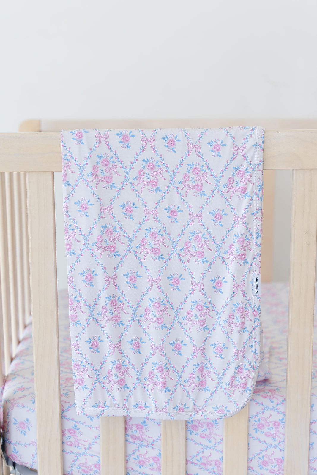 Charlotte - Lightweight Blanket