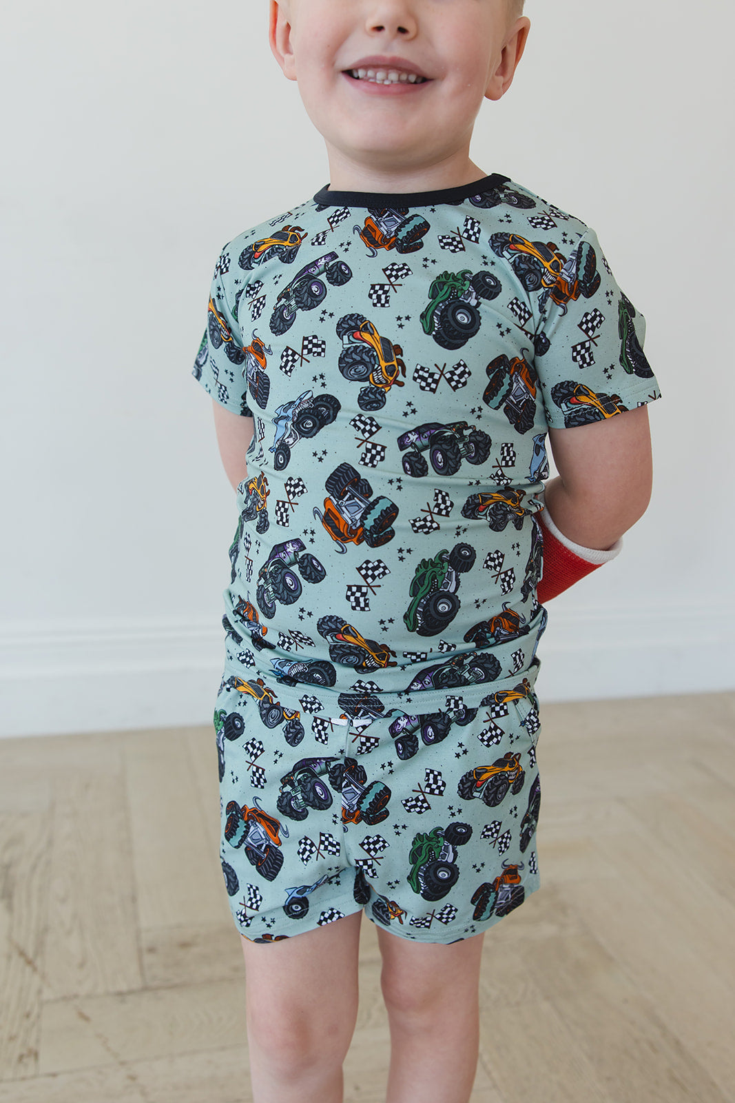 Stadium Smash - Pocket Short Set