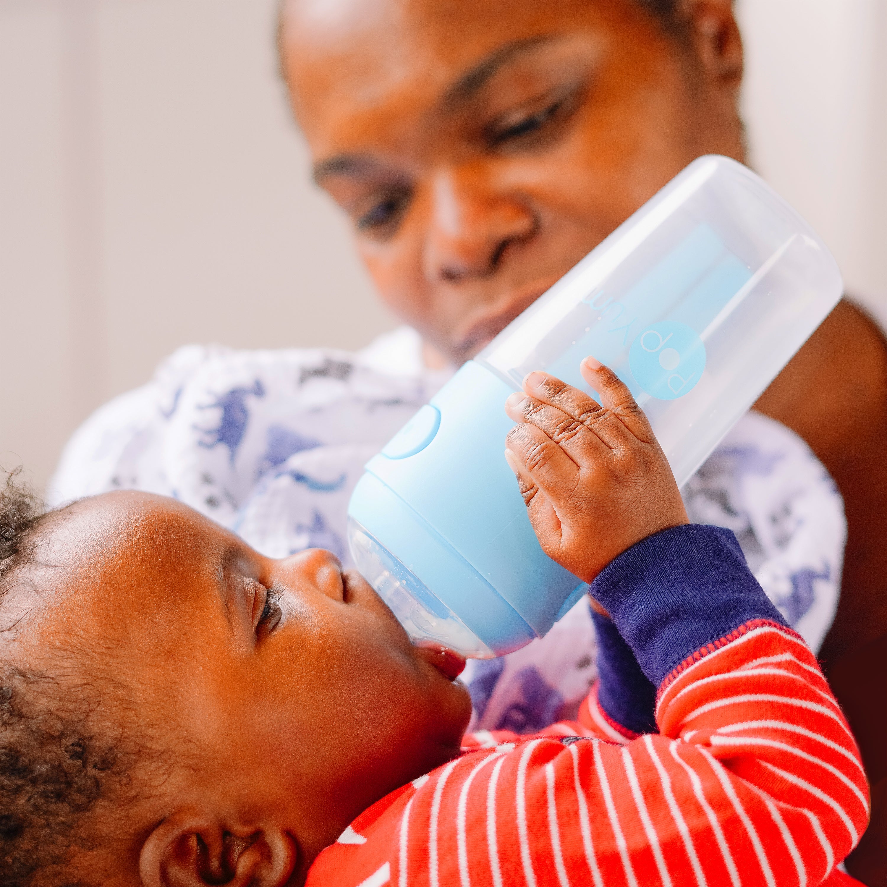 Popyum 9 Oz Blue Formula Making Baby Bottle 3-pk With Gray Drying Rack & Clear Drying Mat Bundle