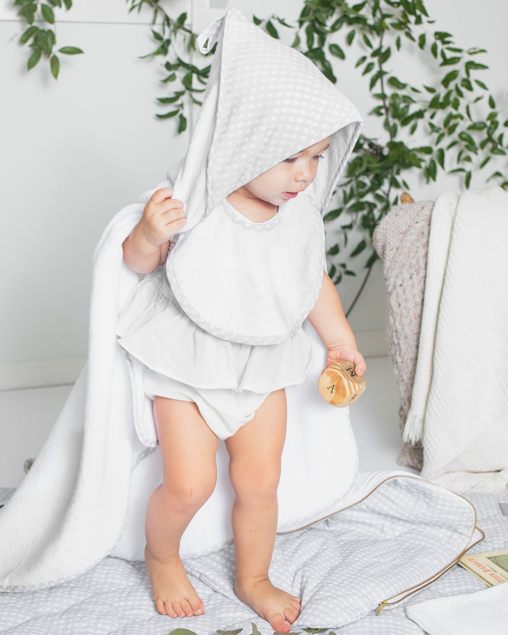Monogrammed Hooded Towel And Wash Glove | Grey Gingham