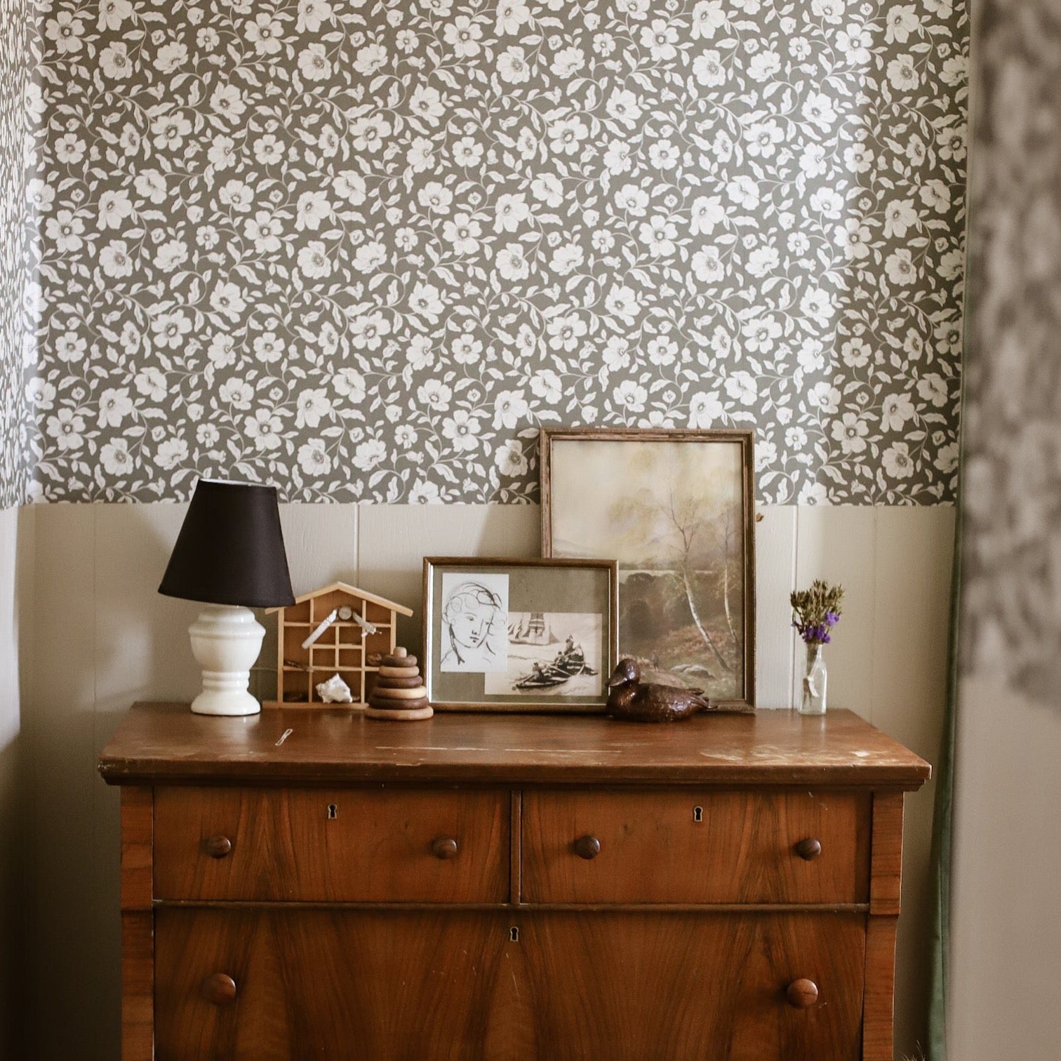 Margaret Wallpaper By Daphne And Sage