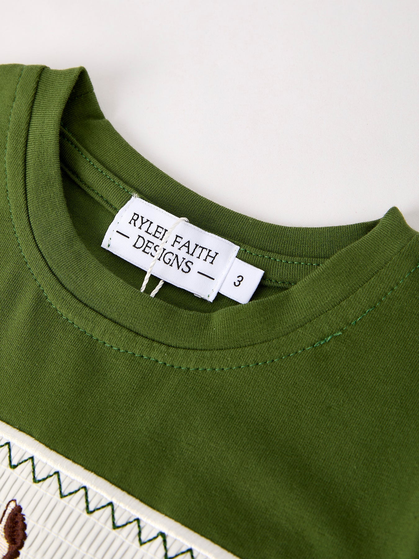 Camouflage Duck Smocking Embroidery Boys Outfit