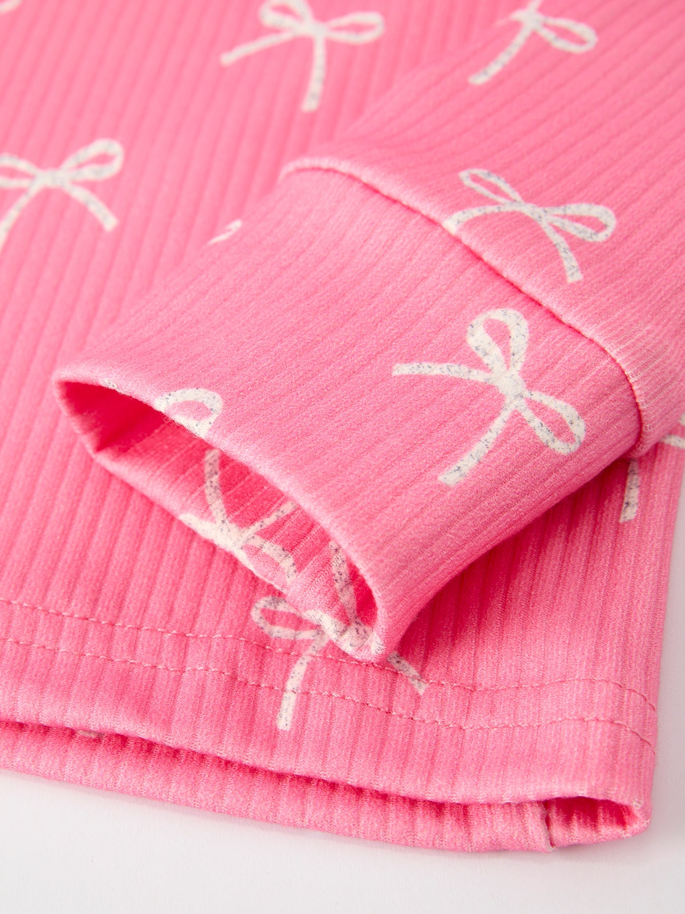 Christmas Girls Pink Bow Pajama Set: Comfy And Cute