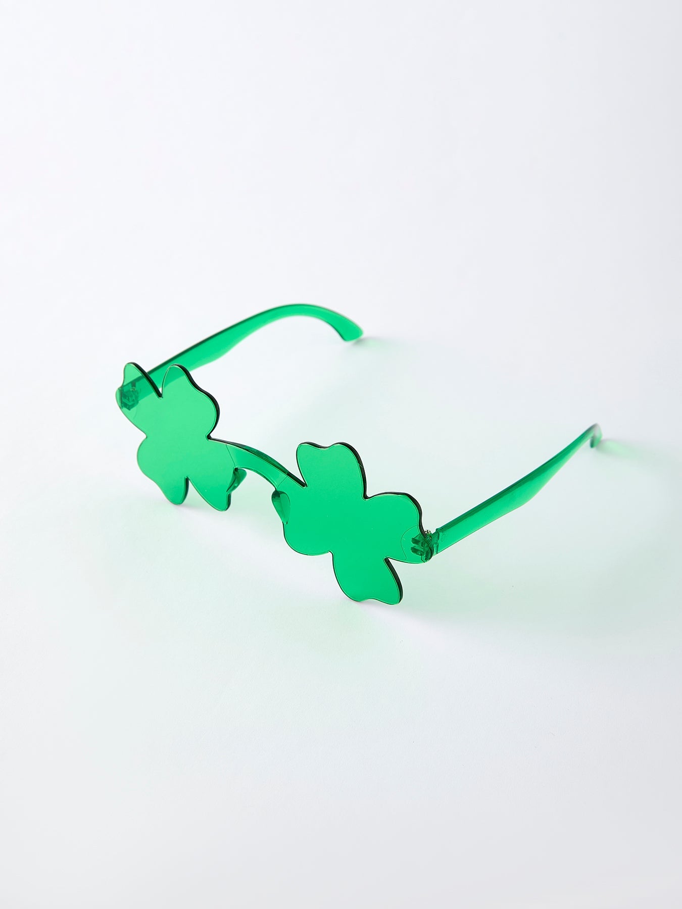 Green Shamrock Shaped Sunglasses For St. Patrick’s Day