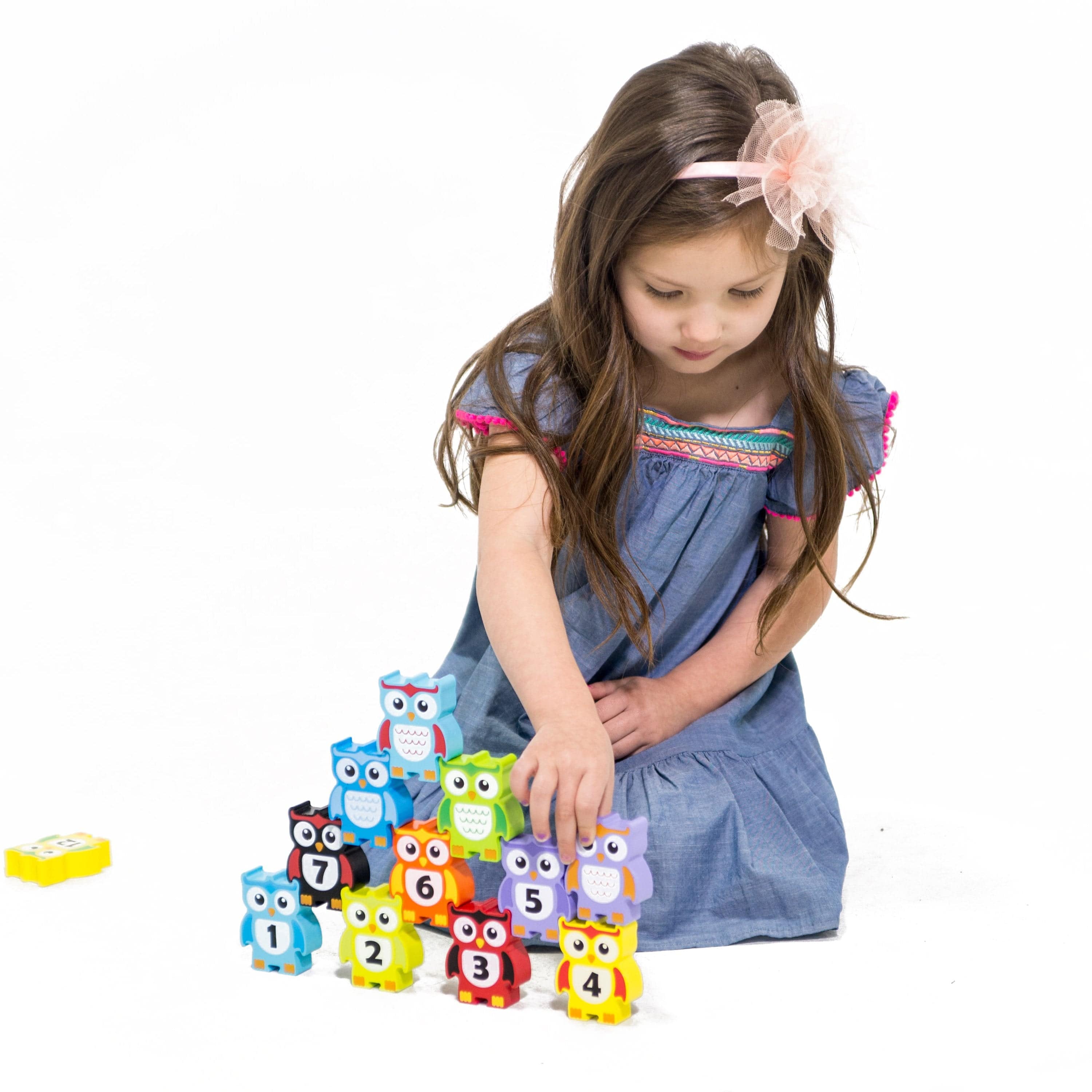 Stacking Owls Wood Balance Challenge