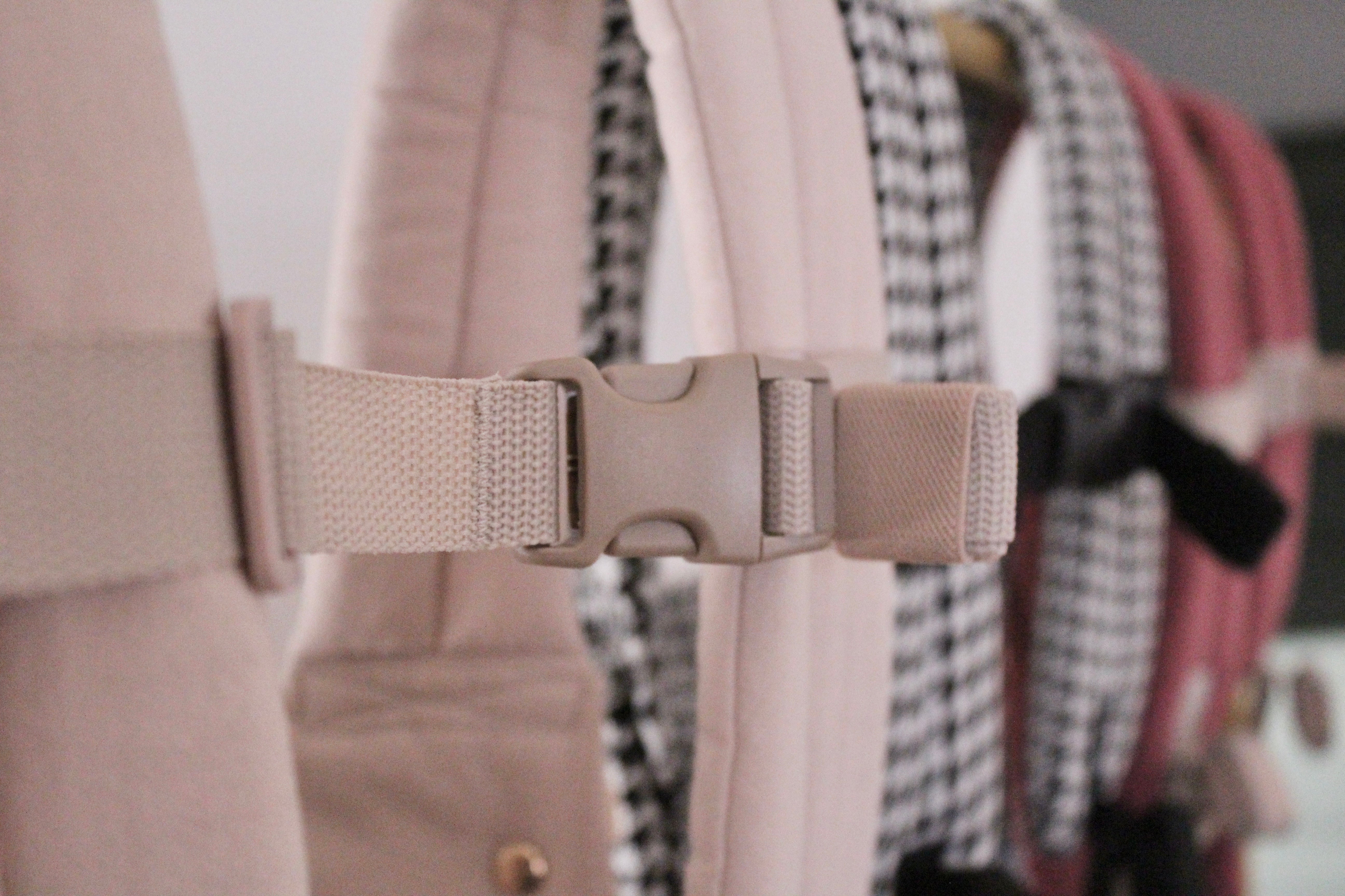 Coco Cream - Cotton Linen Baby Carrier (7-35 Lbs)