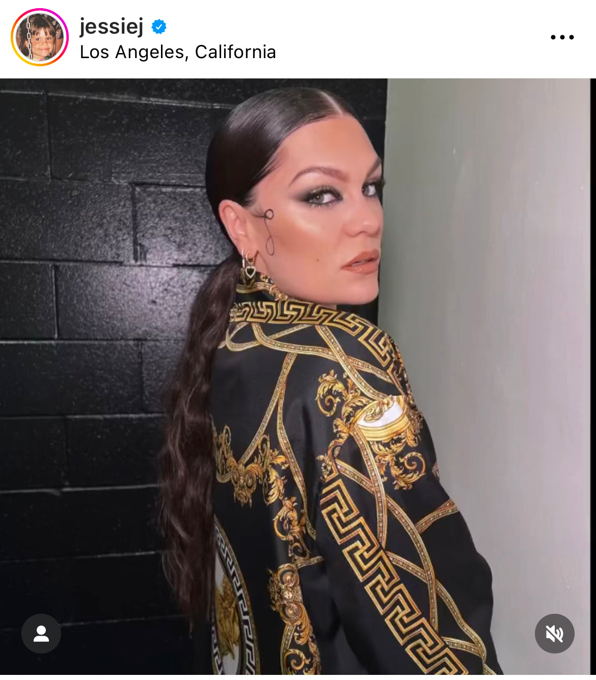 Love At Windsor Earrings