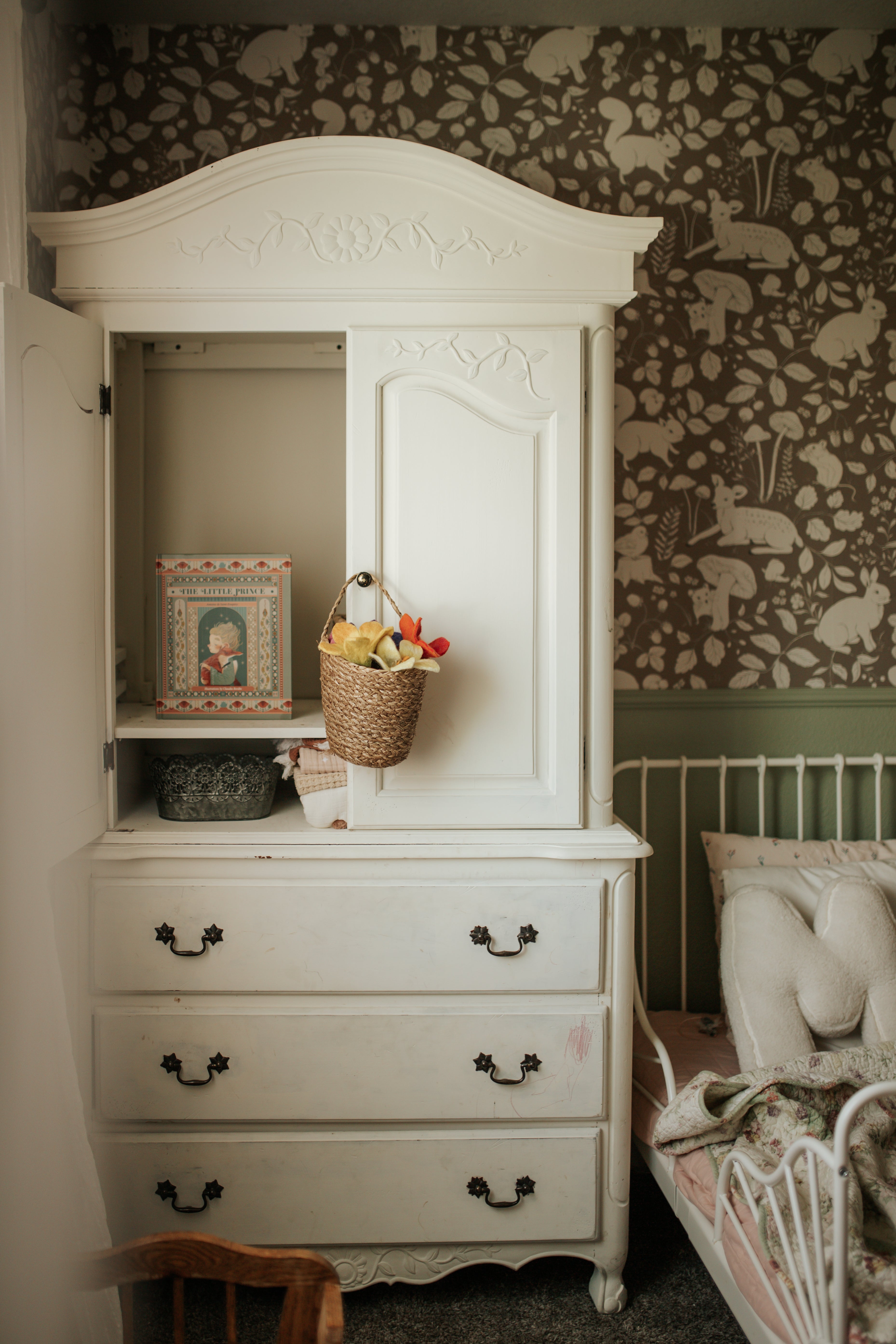 Finch Wallpaper By Daphne And Sage