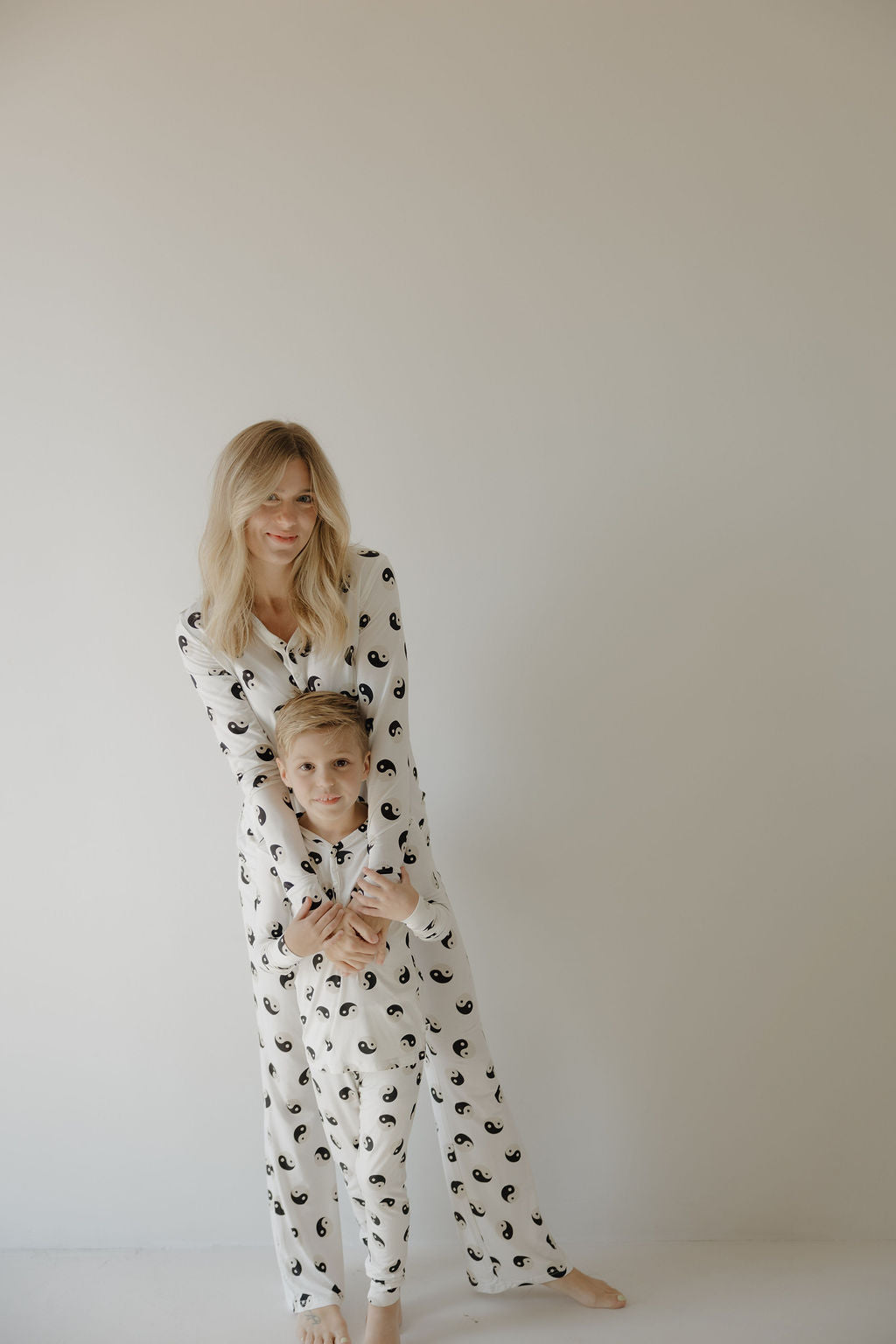 Women's Bamboo Pajama | Black & White Yin Yang