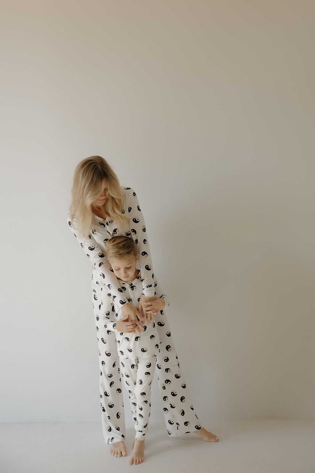 Women's Bamboo Pajama | Black & White Yin Yang