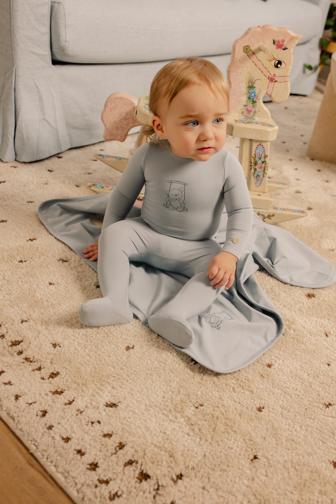 Doll/bear Graphic Layette Set