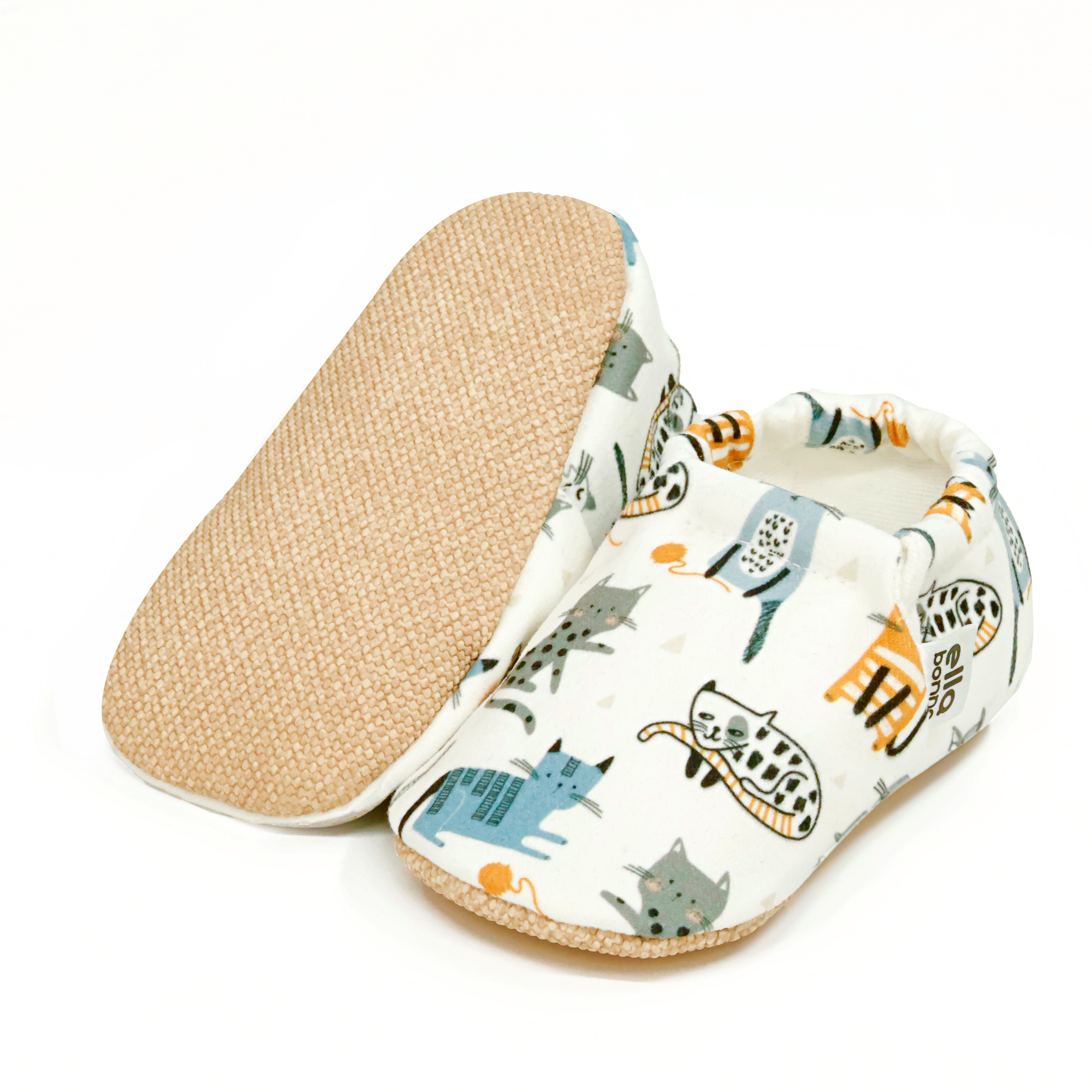 Moccasins, Slippers, Cat