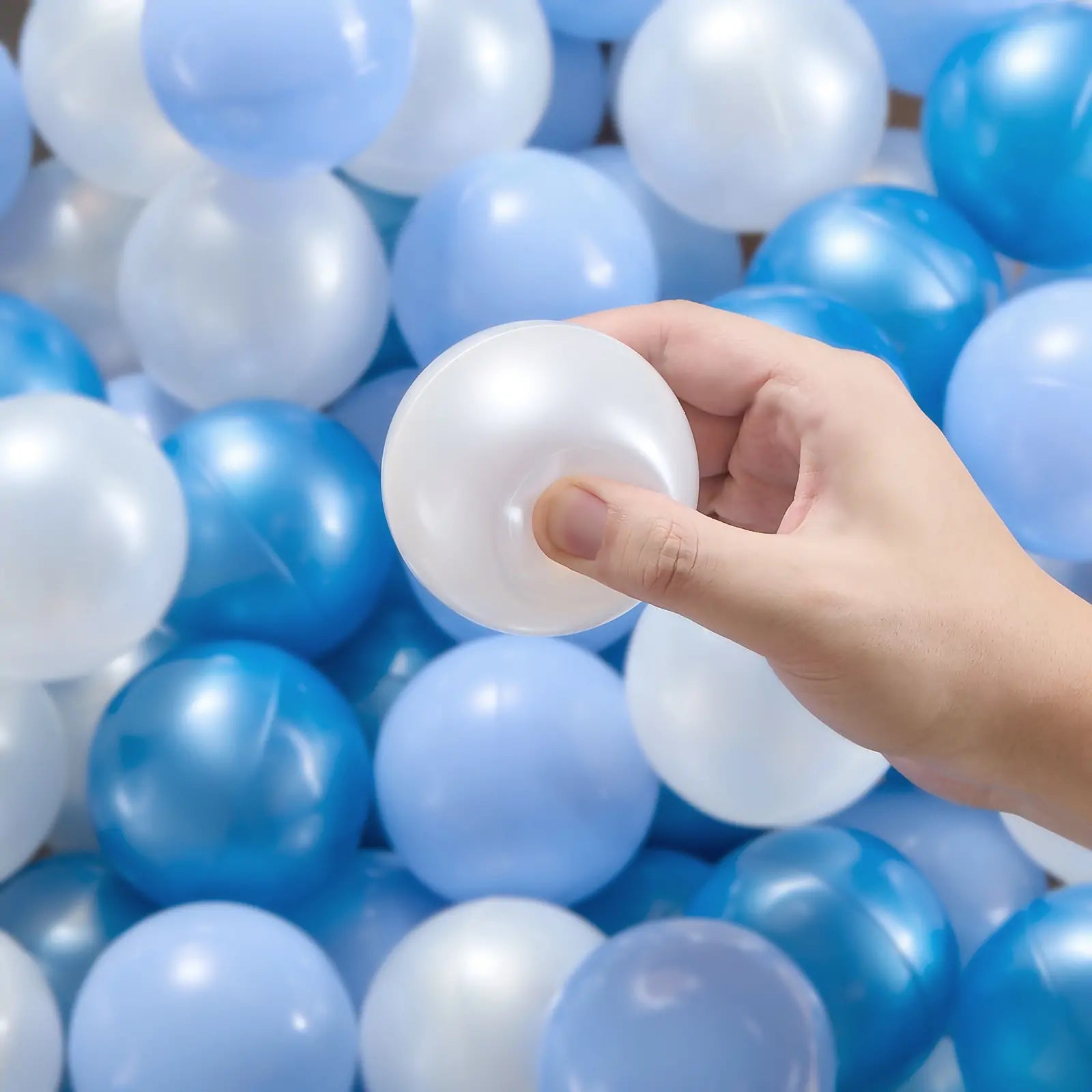 Tiny Land® Ocean Ball - 200 Pcs With Varied Colors