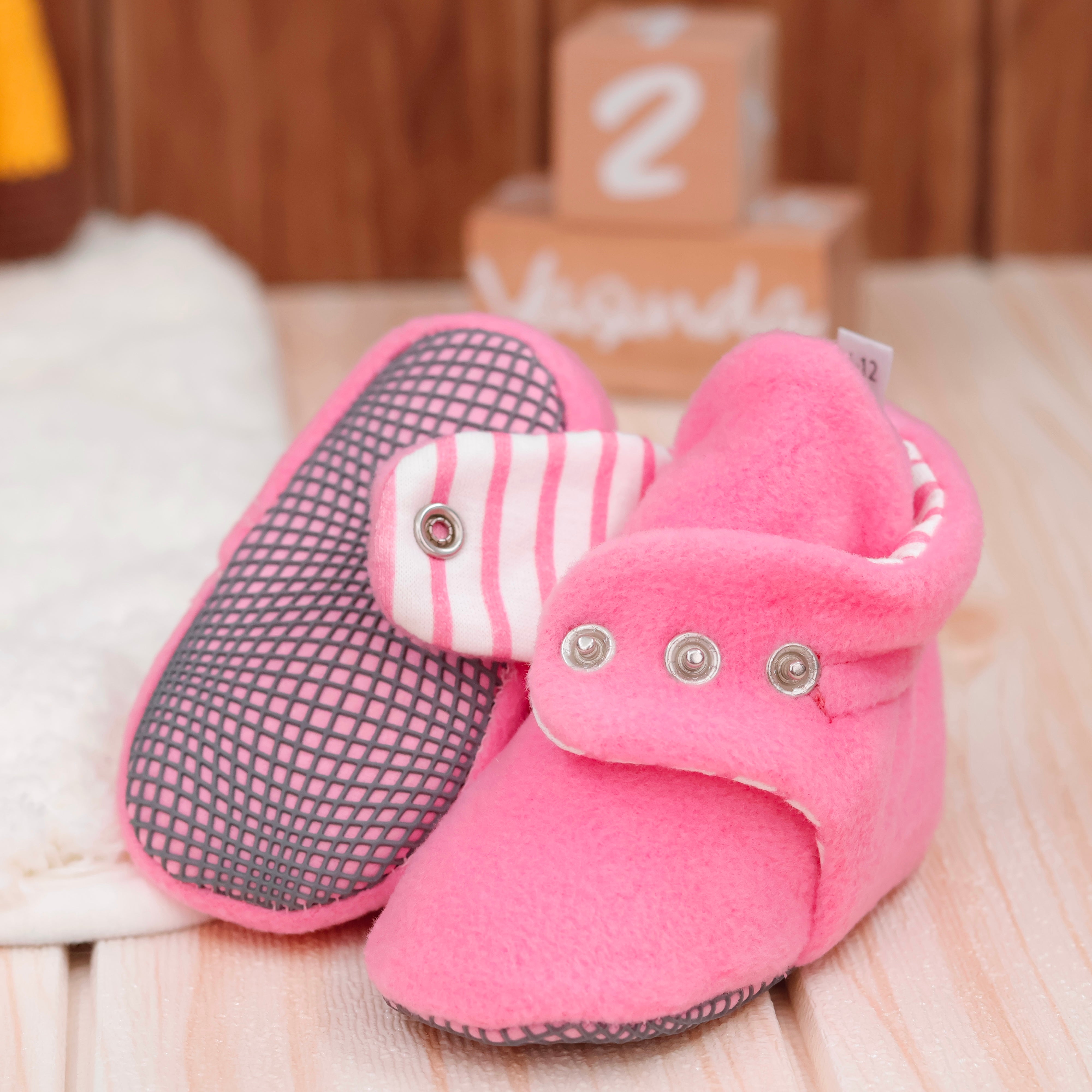Anti-slip Sole, Fleece Baby Booties, Newborn Home Booties, Sweat Proof Organic Cotton Lining, Pink