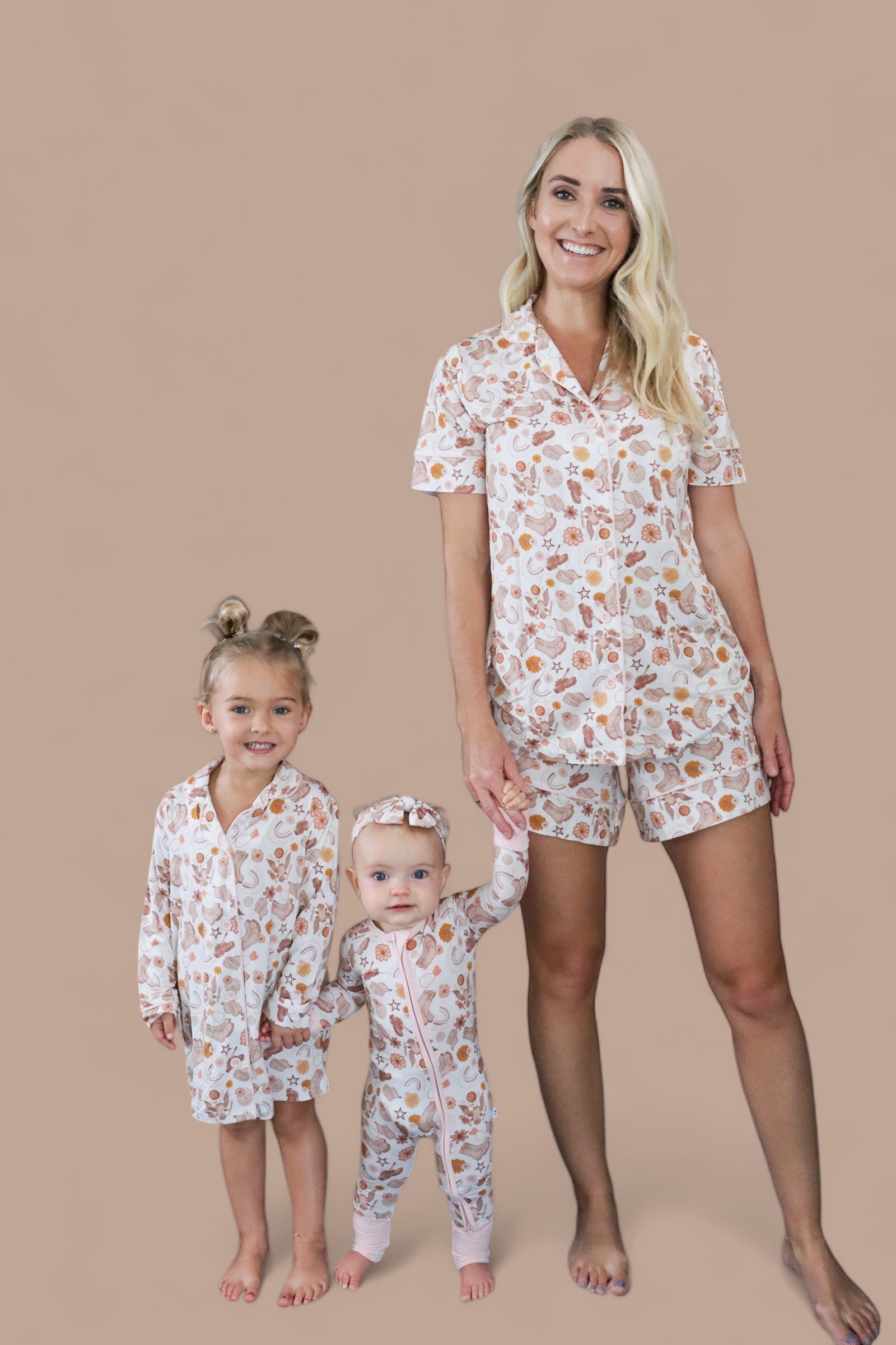 Flowers And Boots Women’s Dream Short Set