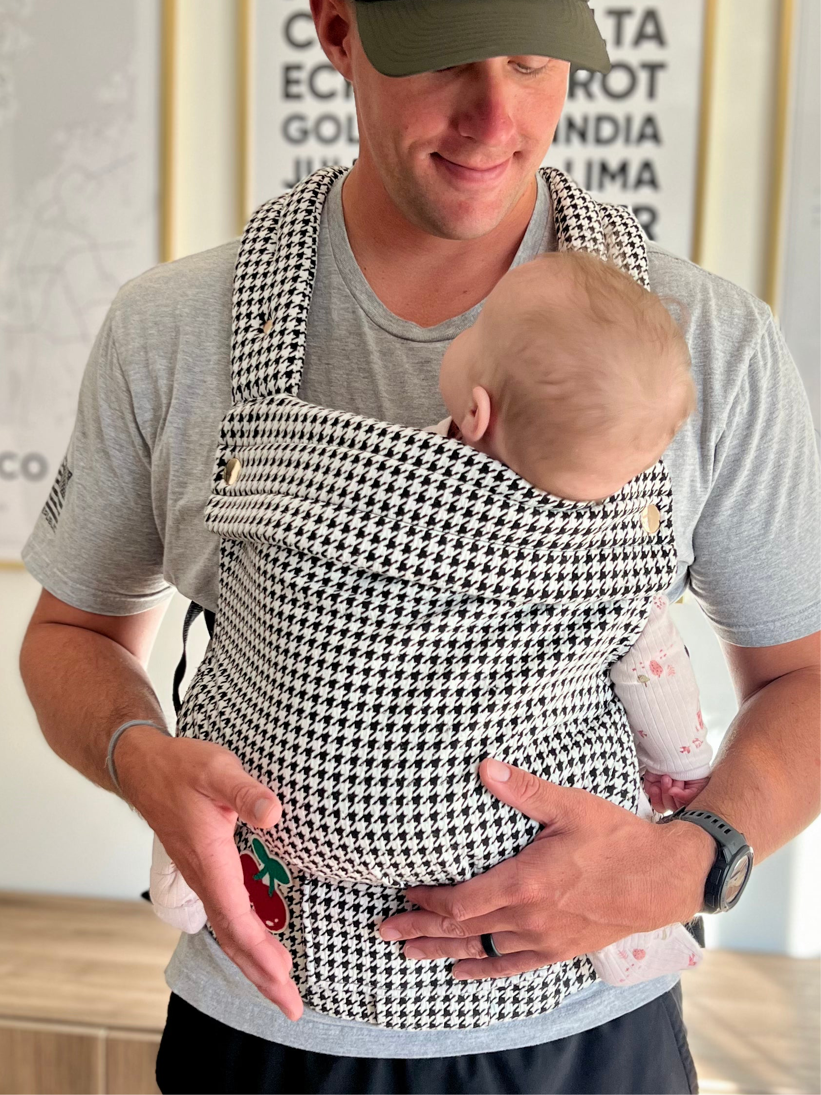 Coco Houndstooth - Woven Jacquard (7-35 Lbs)